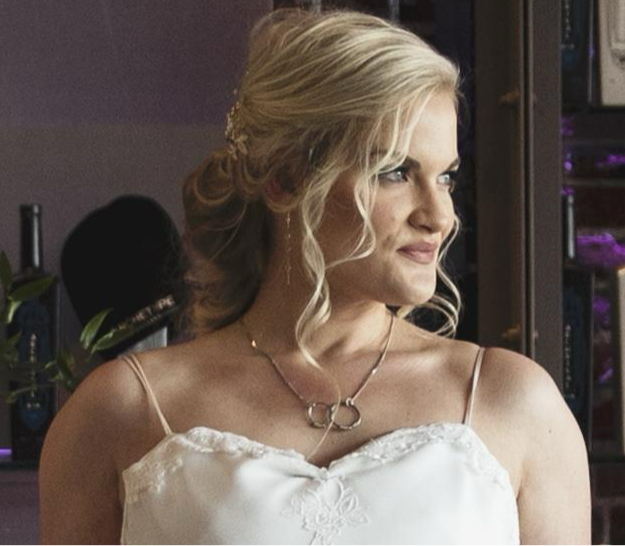 Interlocking Hoop Necklace