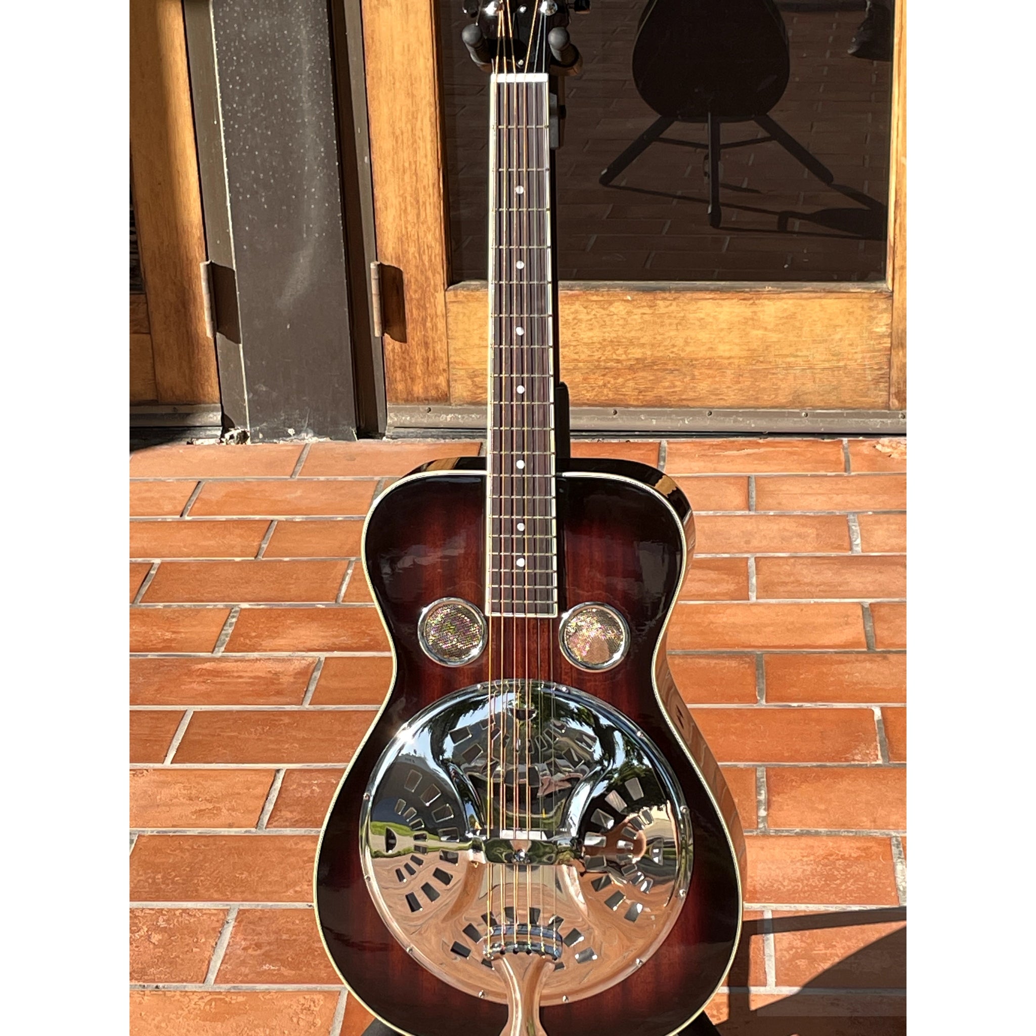 Recording King RR-36-VS Maxwell Series Round Neck Resonator Guitar Vintage Sunburst