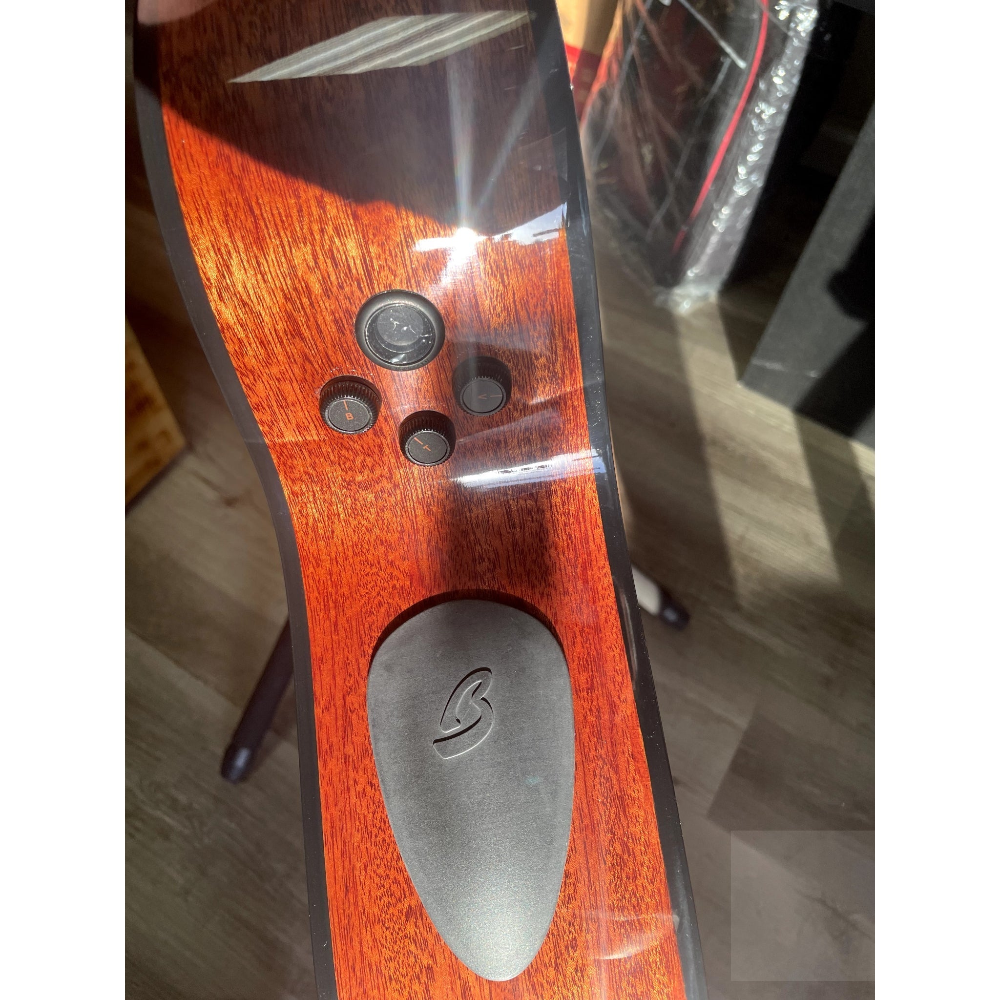 Breedlove Solo Pro Concert Edgeburst 12 String CE Red Cedar - African Mahogany - El Cajon Guitars and Music