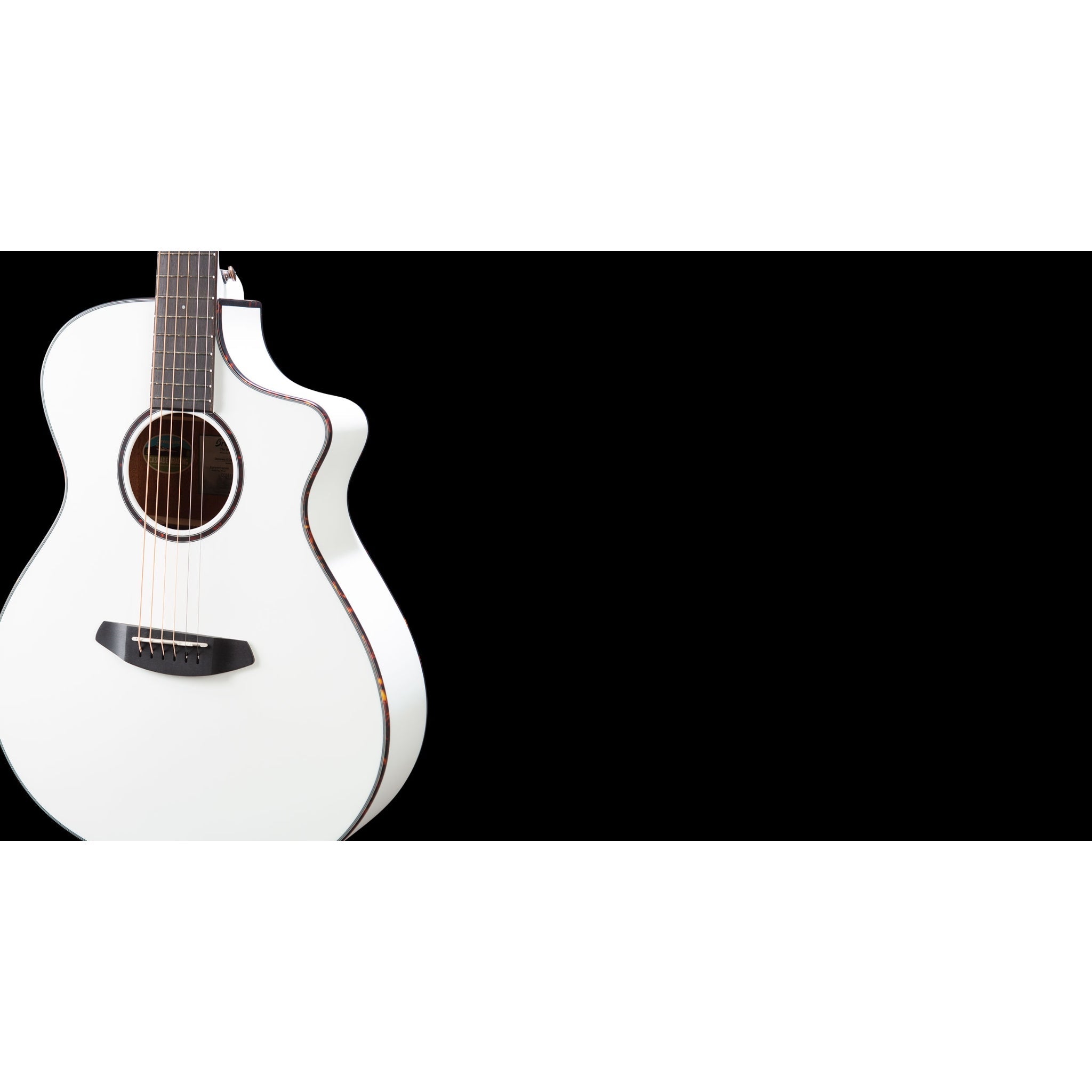European Spruce - African Mahogany Discovery S Concert Satin White CE - El Cajon Guitars and Music