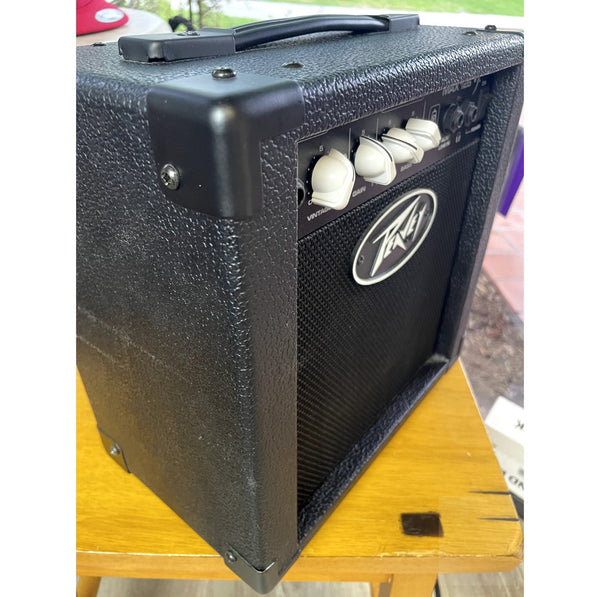 Peavey Max 126 Bass Combo Amp, Open Box - El Cajon Guitars and Music