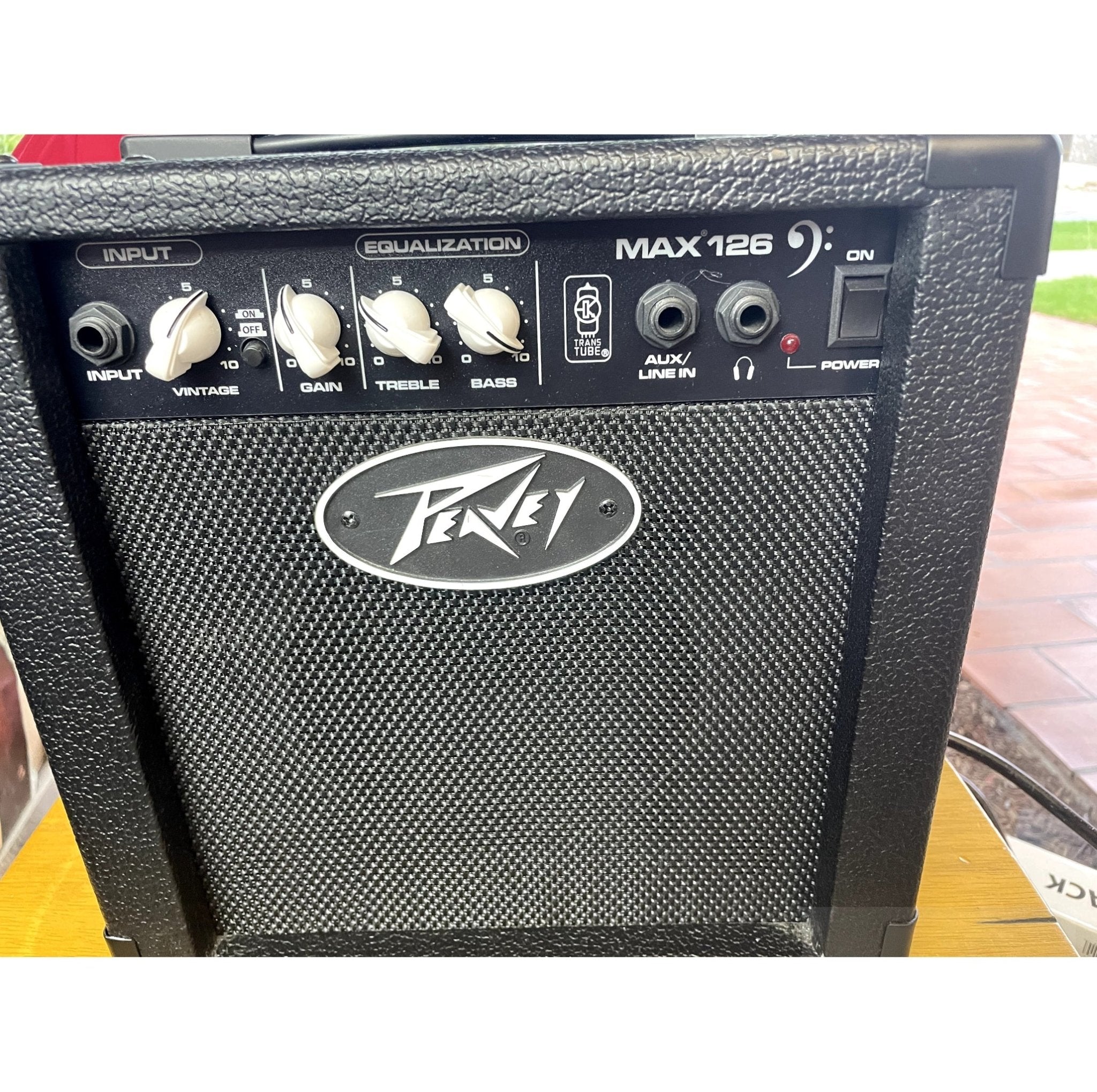 Peavey Max 126 Bass Combo Amp, Open Box - El Cajon Guitars and Music