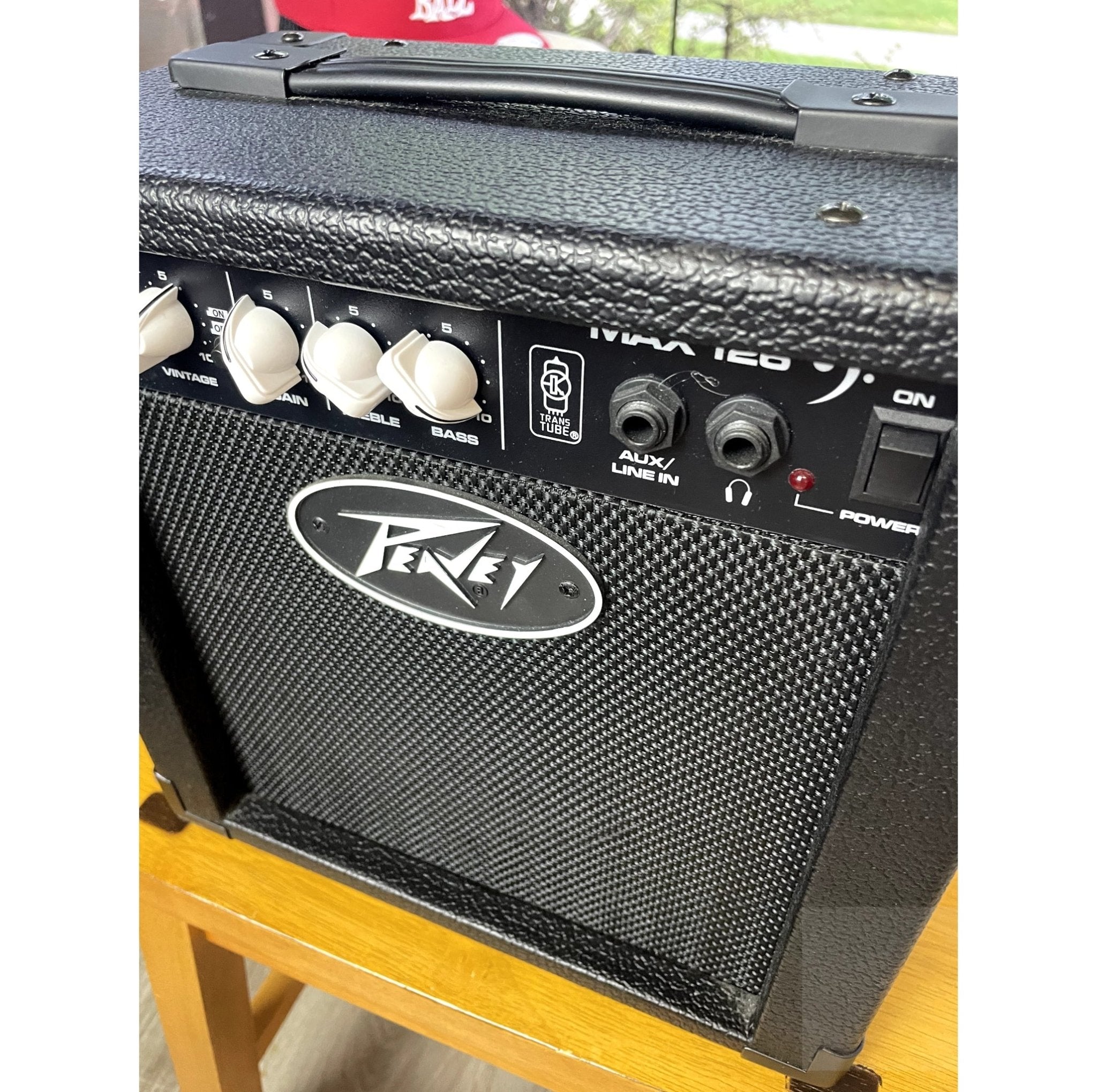 Peavey Max 126 Bass Combo Amp, Open Box - El Cajon Guitars and Music