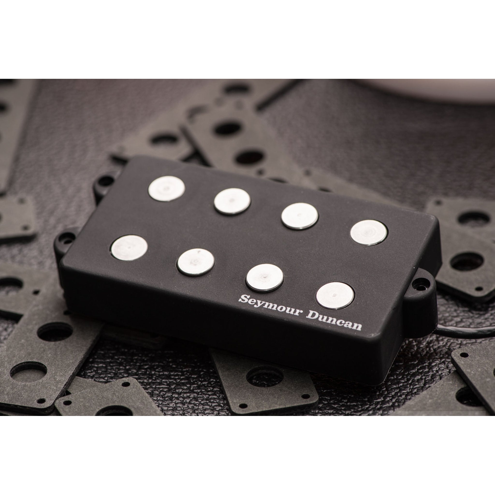 Seymour Duncan 90's Music Man 4 String Ceramic Bass Pickup - El Cajon Guitars and Music