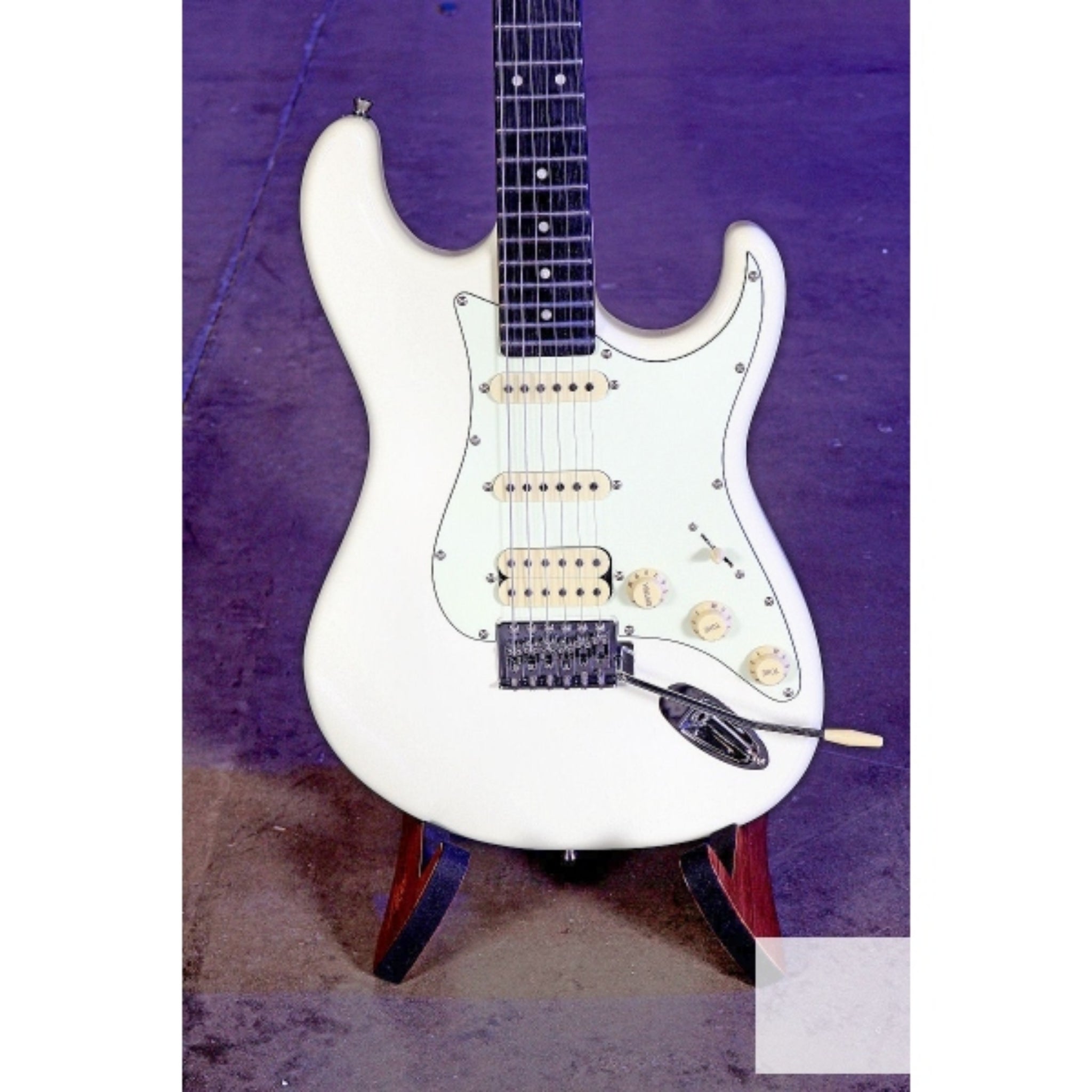 Tagima Electric Guitar 540 - S style in SSH pickup model. - El Cajon Guitars and Music