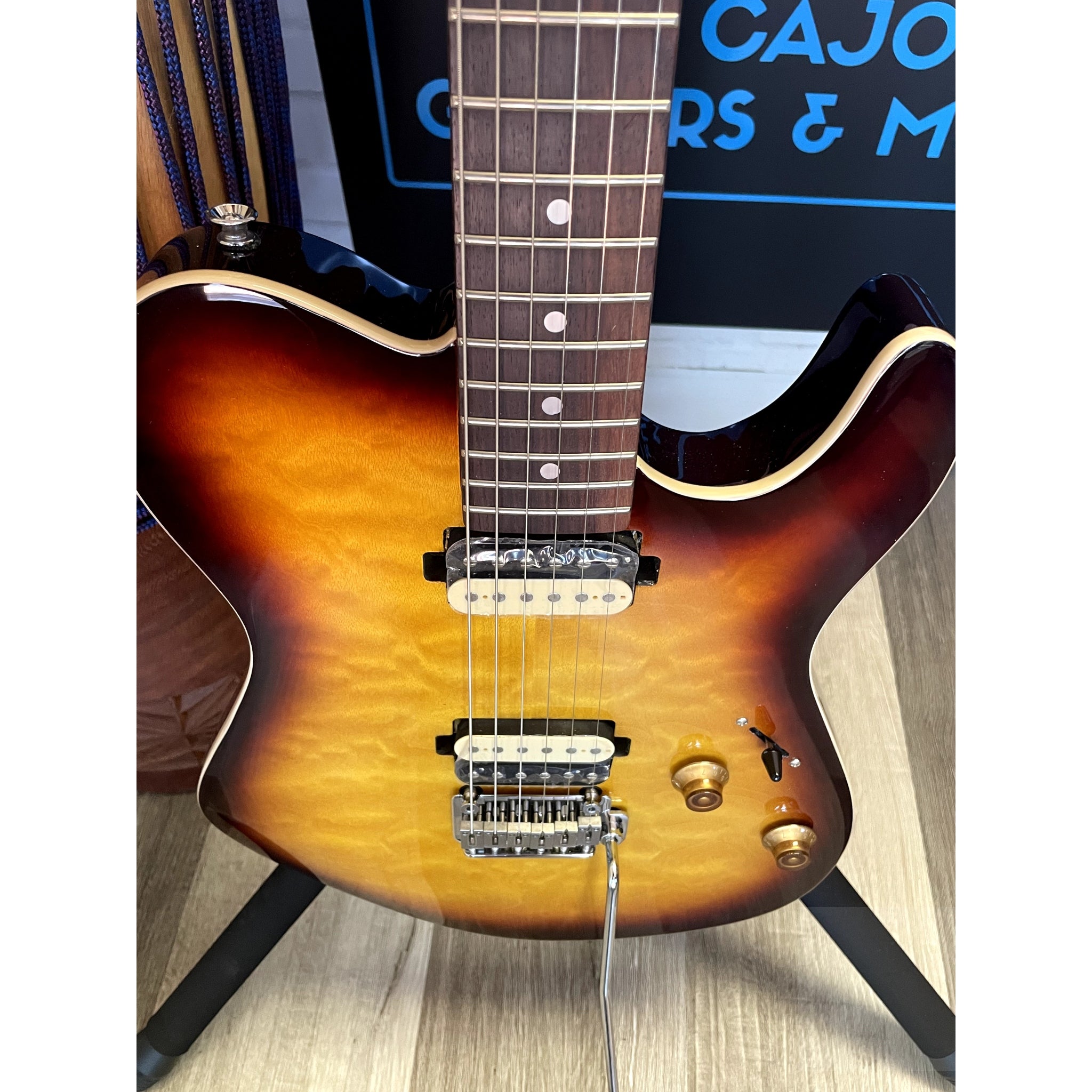 Tagima Grace 700 Honey Burst with Rosewood Fretboard - El Cajon Guitars and Music