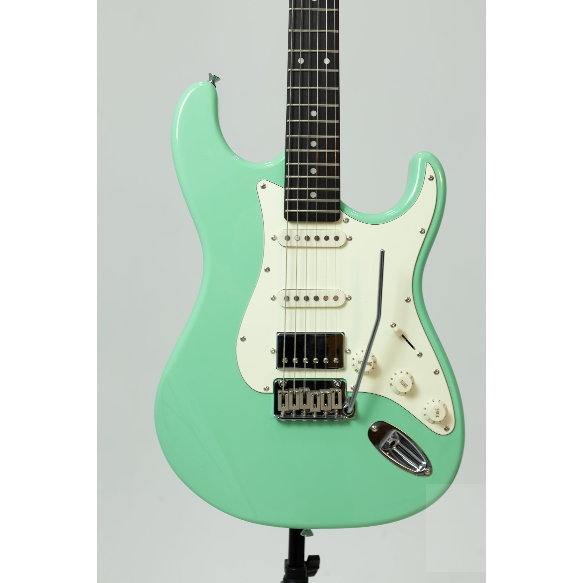 Tagima T 640 Classic Electric Guitar with Single Coil neck and middle, Humbucker Bridge - El Cajon Guitars and Music
