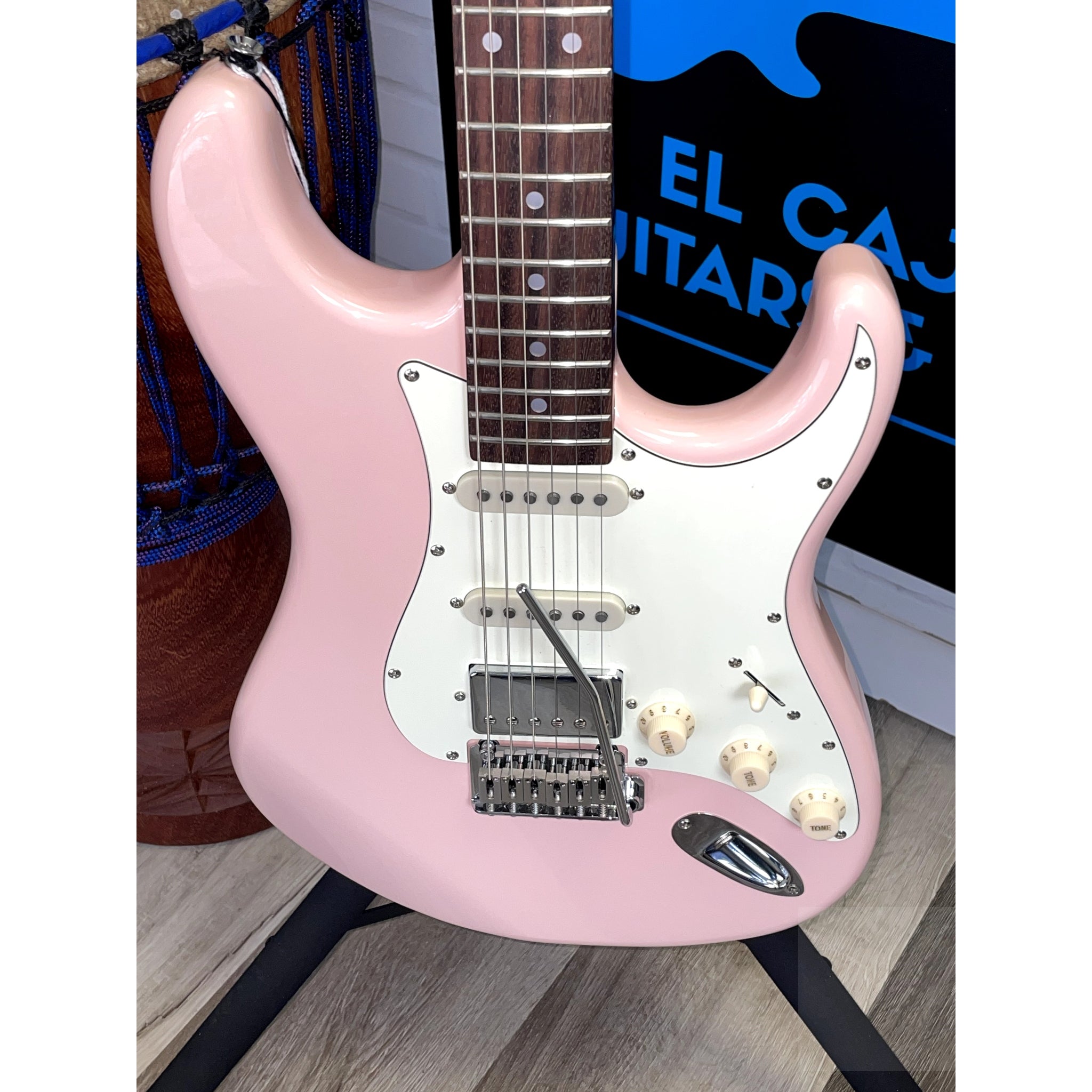 Tagima T 640 Super Classic Electric Guitar with Single Coil neck and middle, Humbucker Bridge - El Cajon Guitars and Music