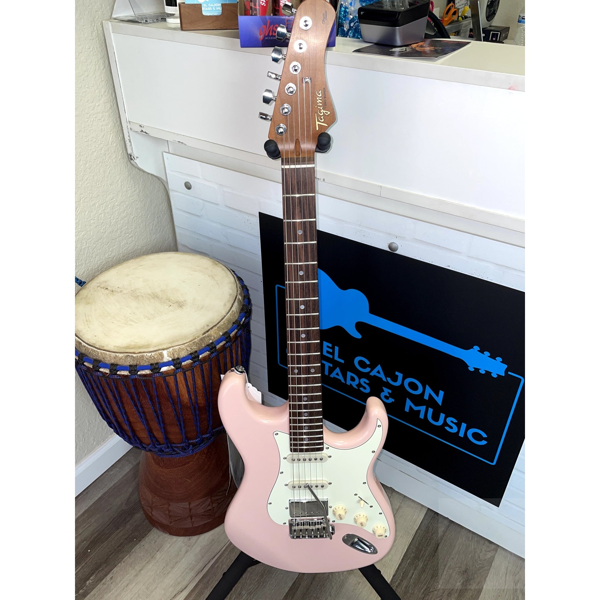 Tagima T 640 Super Classic Electric Guitar with Single Coil neck and middle, Humbucker Bridge - El Cajon Guitars and Music