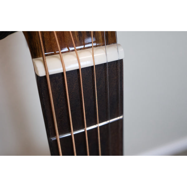 Teton STG110NT nut and first frets close-up