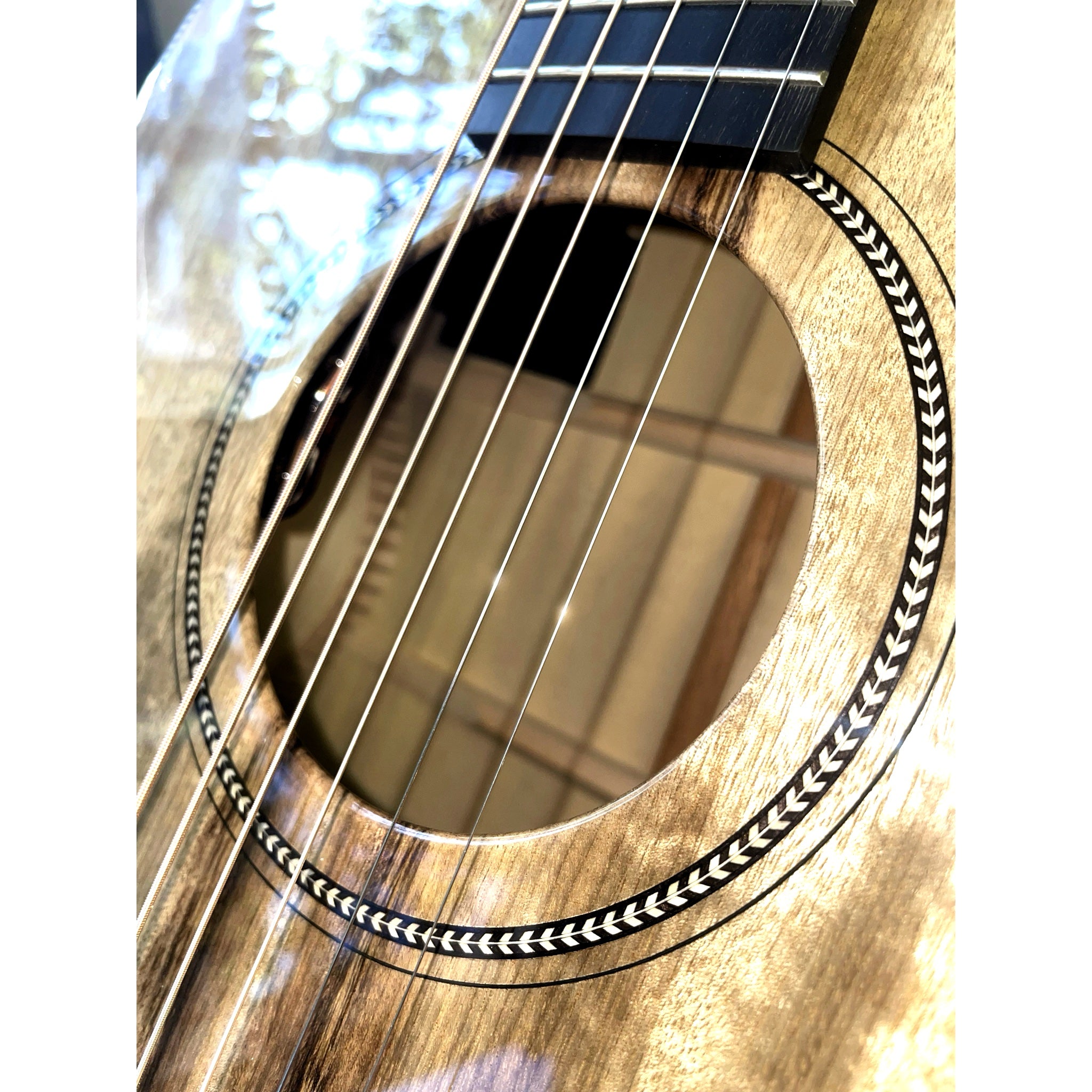 Rosette Detail for Breedlove Oregon Myrtlewood Dreadnought Concerto CE – USA Made  