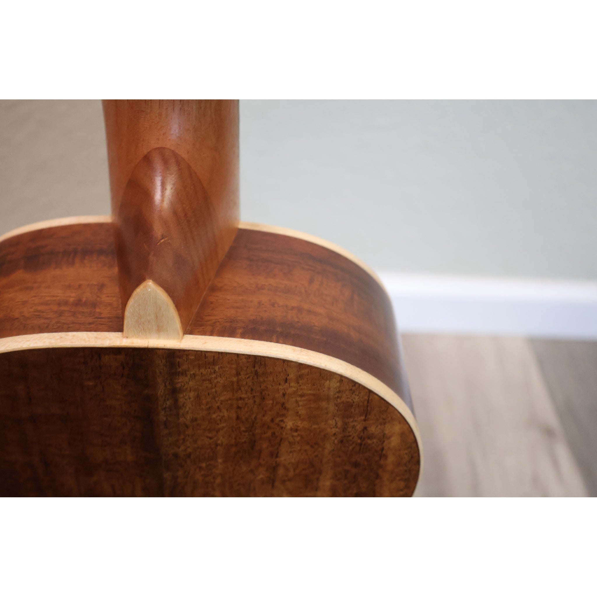 Kala KA-SA-T tenor ukulele heel and back close-up