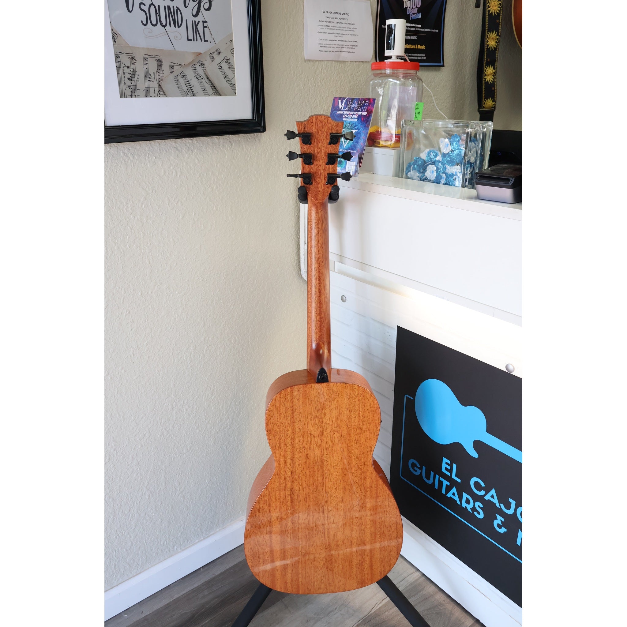 Lâg T98PE Tramontane 98 Parlor Acoustic-Electric Guitar