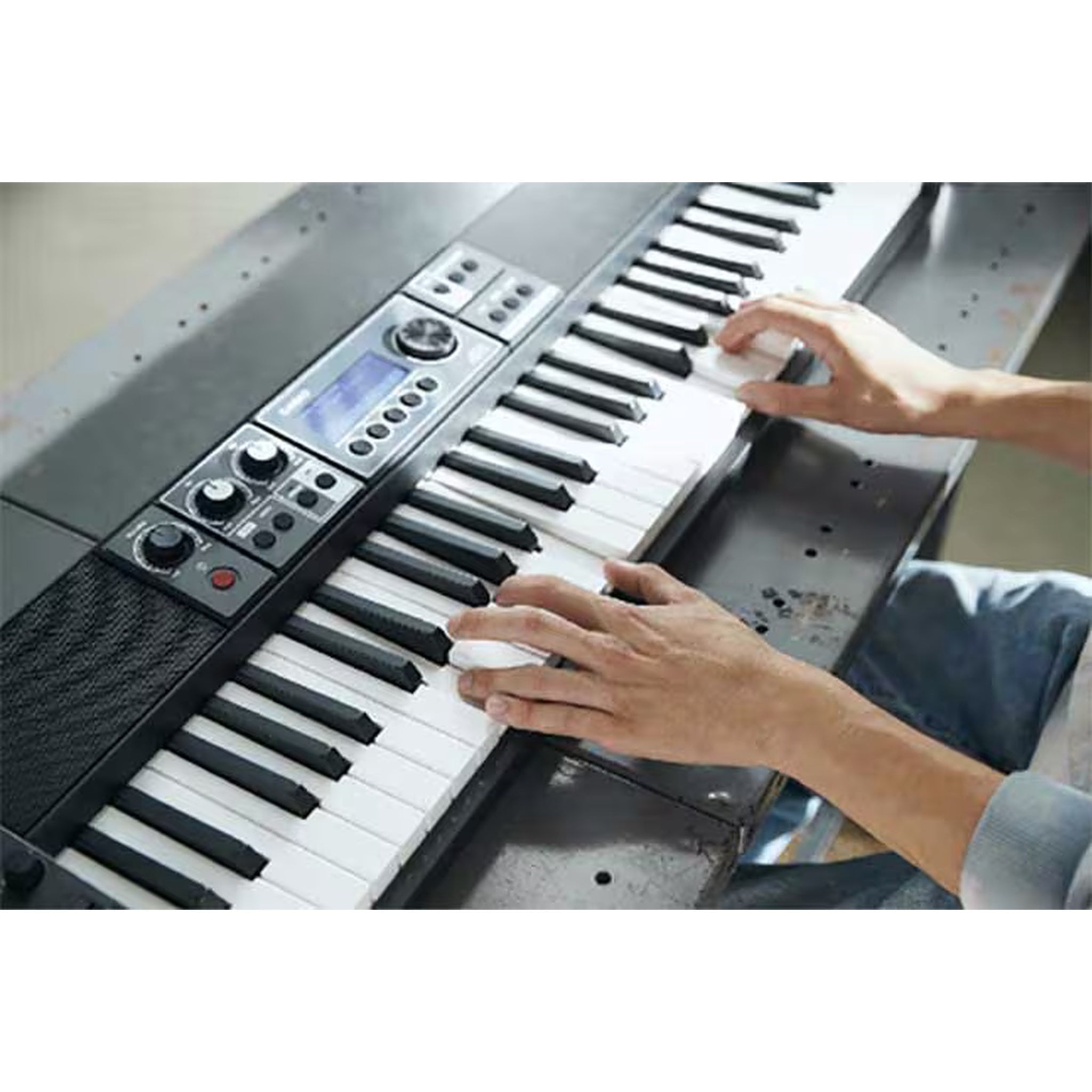 Casio CT-S500 Casiotone 61-Key Arranger Keyboard - Black