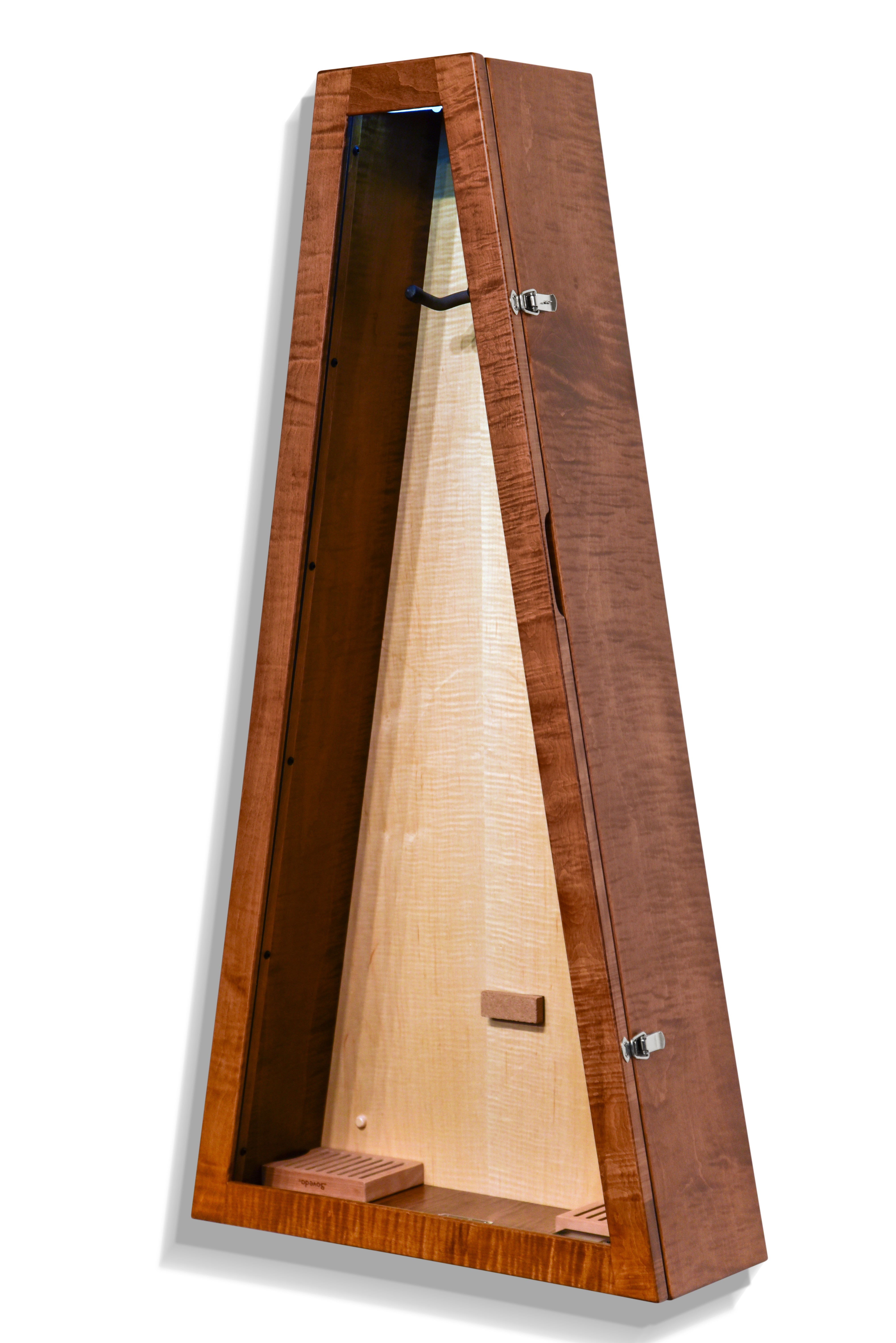 ClimaCase Triangle Humidor - Flamed Maple with Boston Stain and Natural Flamed Maple Back