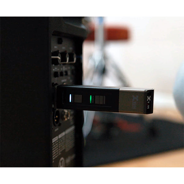 Xvive M5 5.8GHz Wireless Handheld Microphone System