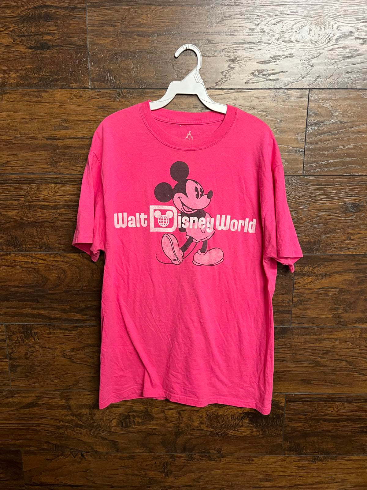 Faded Pink Mickey Mouse T-shirt Walt Disney World Tee - L