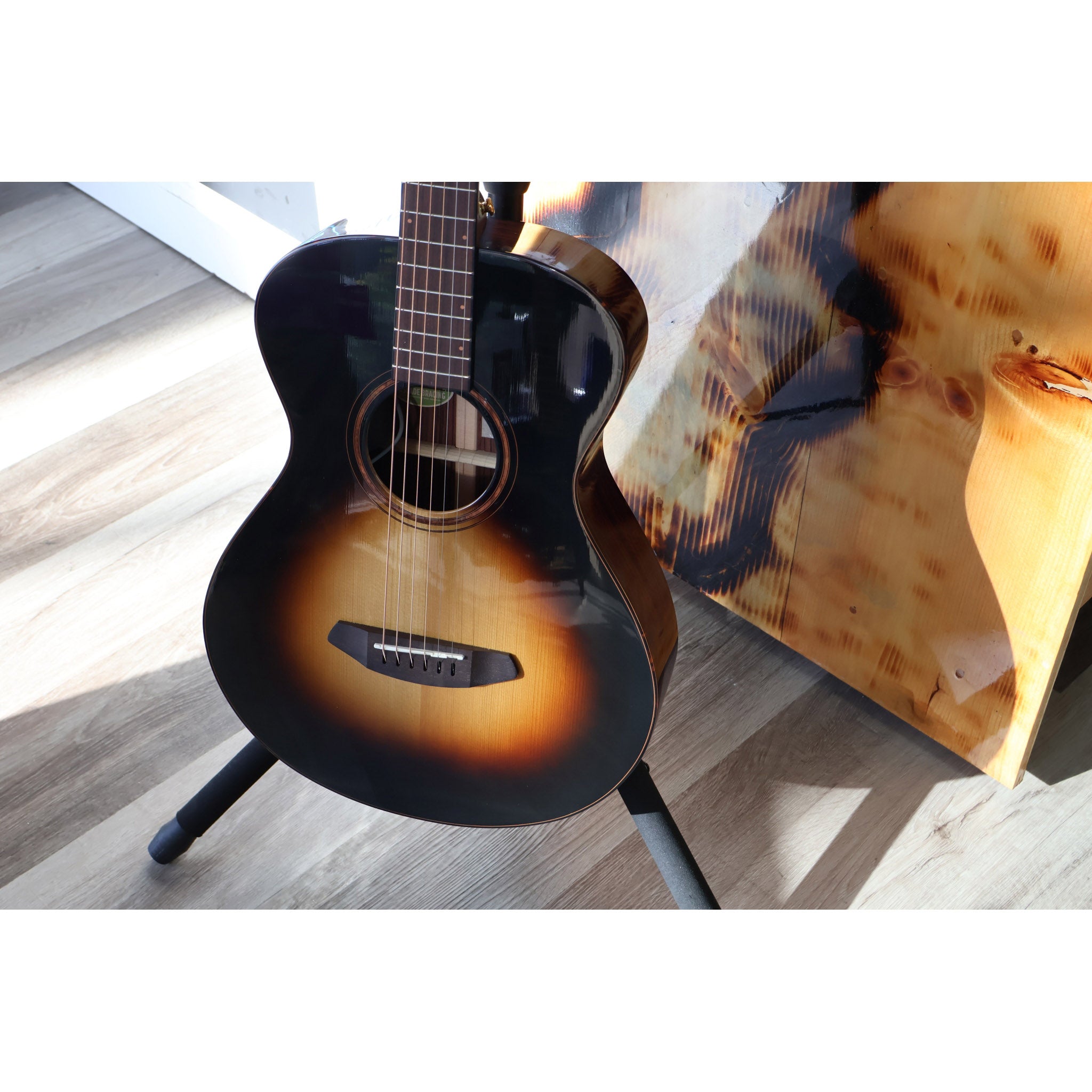 Breedlove Performer Pro Concertina Acoustic-Electric – Tobacco Burst | European Spruce / Rosewood | Fishman Flex Plus-T | Hardshell Case Included