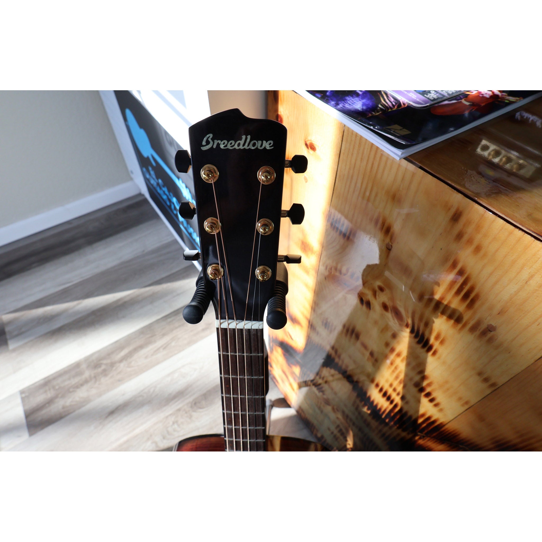 Breedlove Performer Pro Concertina Acoustic-Electric – Tobacco Burst | European Spruce / Rosewood | Fishman Flex Plus-T | Hardshell Case Included