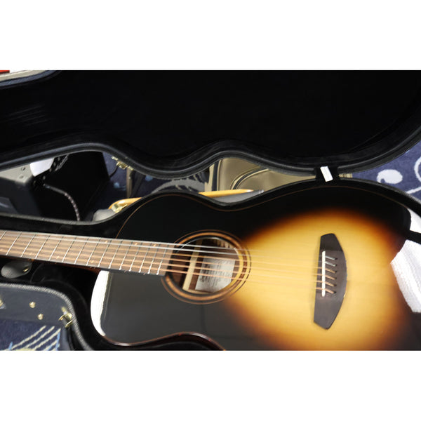 Breedlove Performer Pro Concertina Acoustic-Electric – Tobacco Burst | European Spruce / Rosewood | Fishman Flex Plus-T | Hardshell Case Included