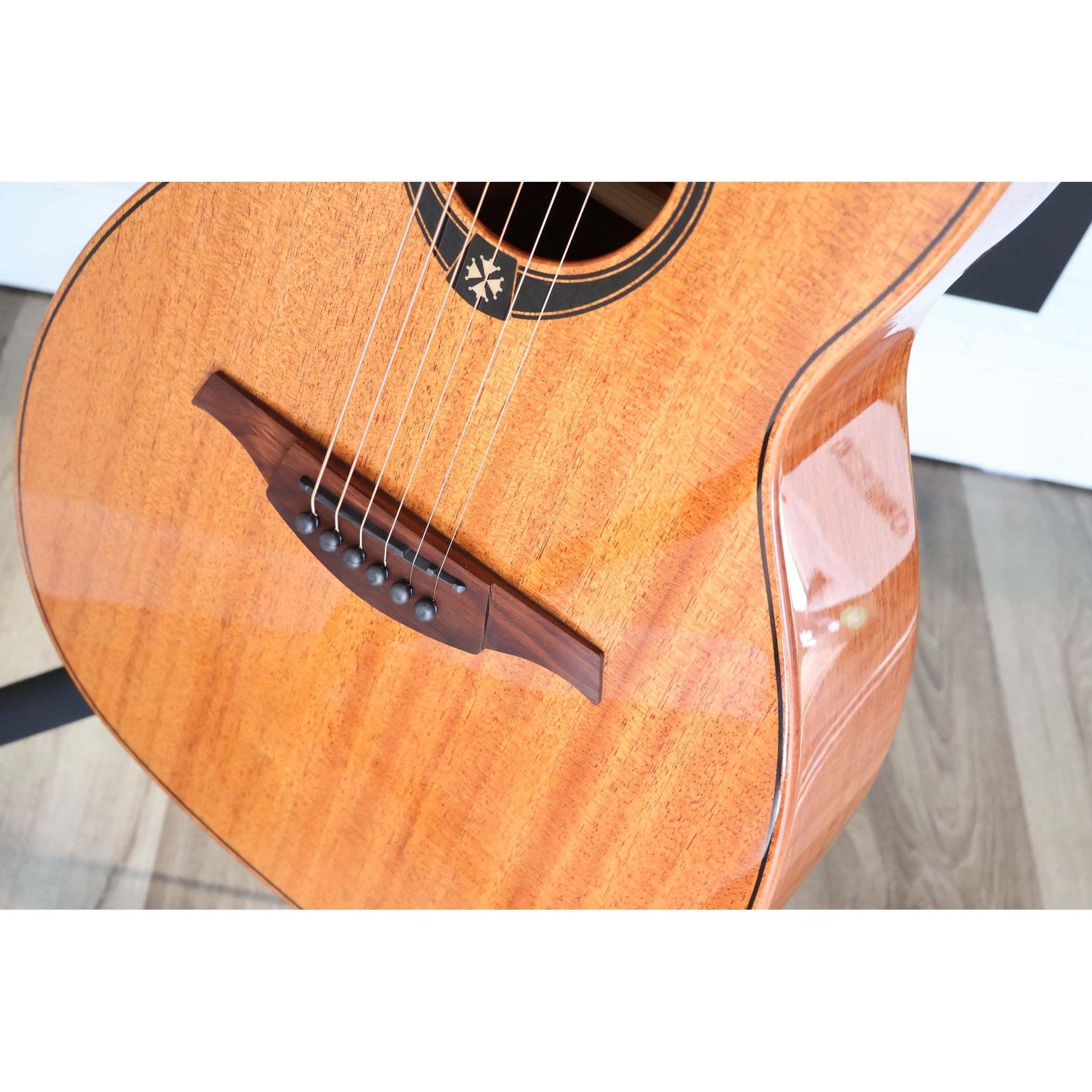 Lâg T98PE Tramontane 98 Parlor Acoustic-Electric Guitar