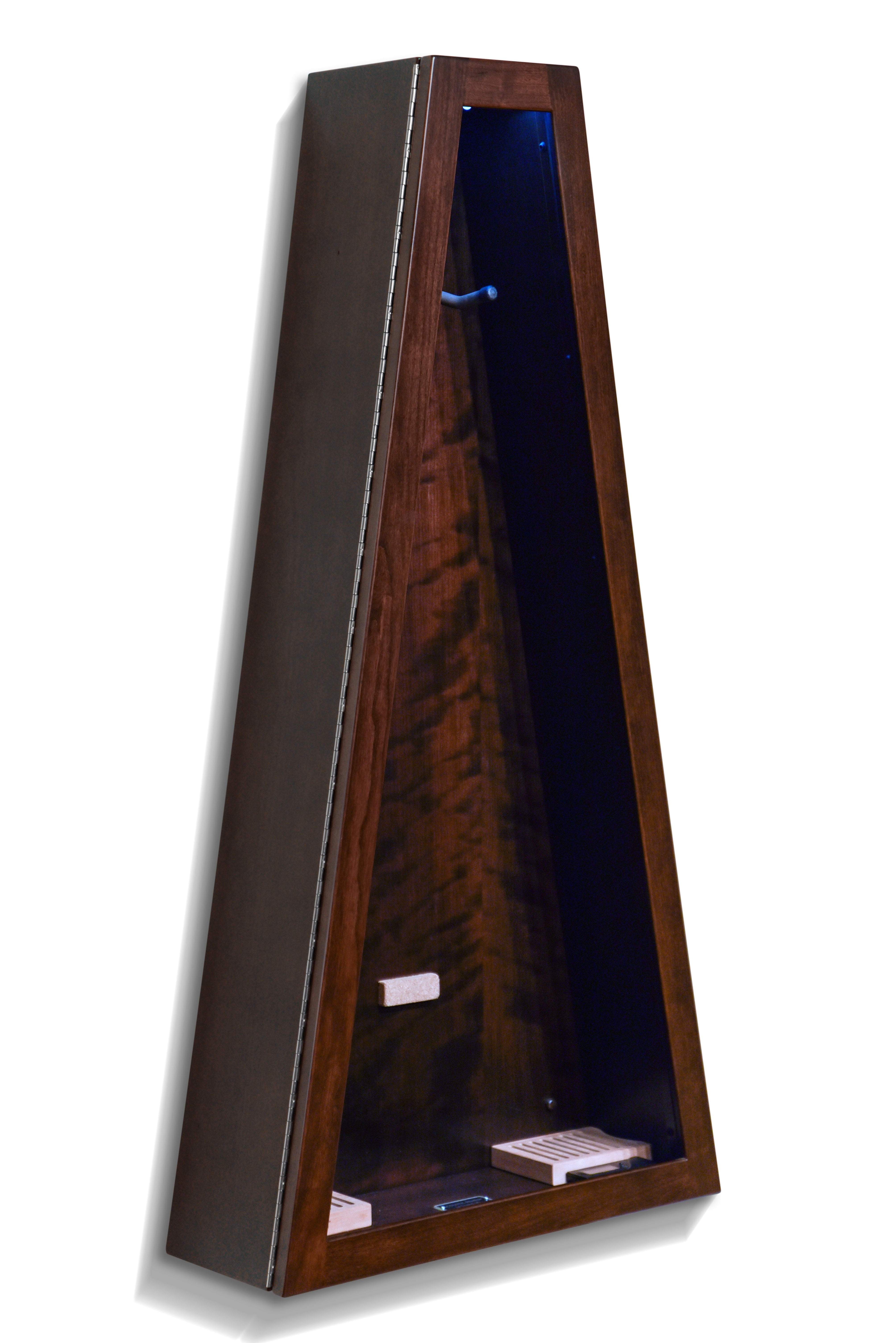 ClimaCase Triangle Humidor - Cherry with Onyx Stain