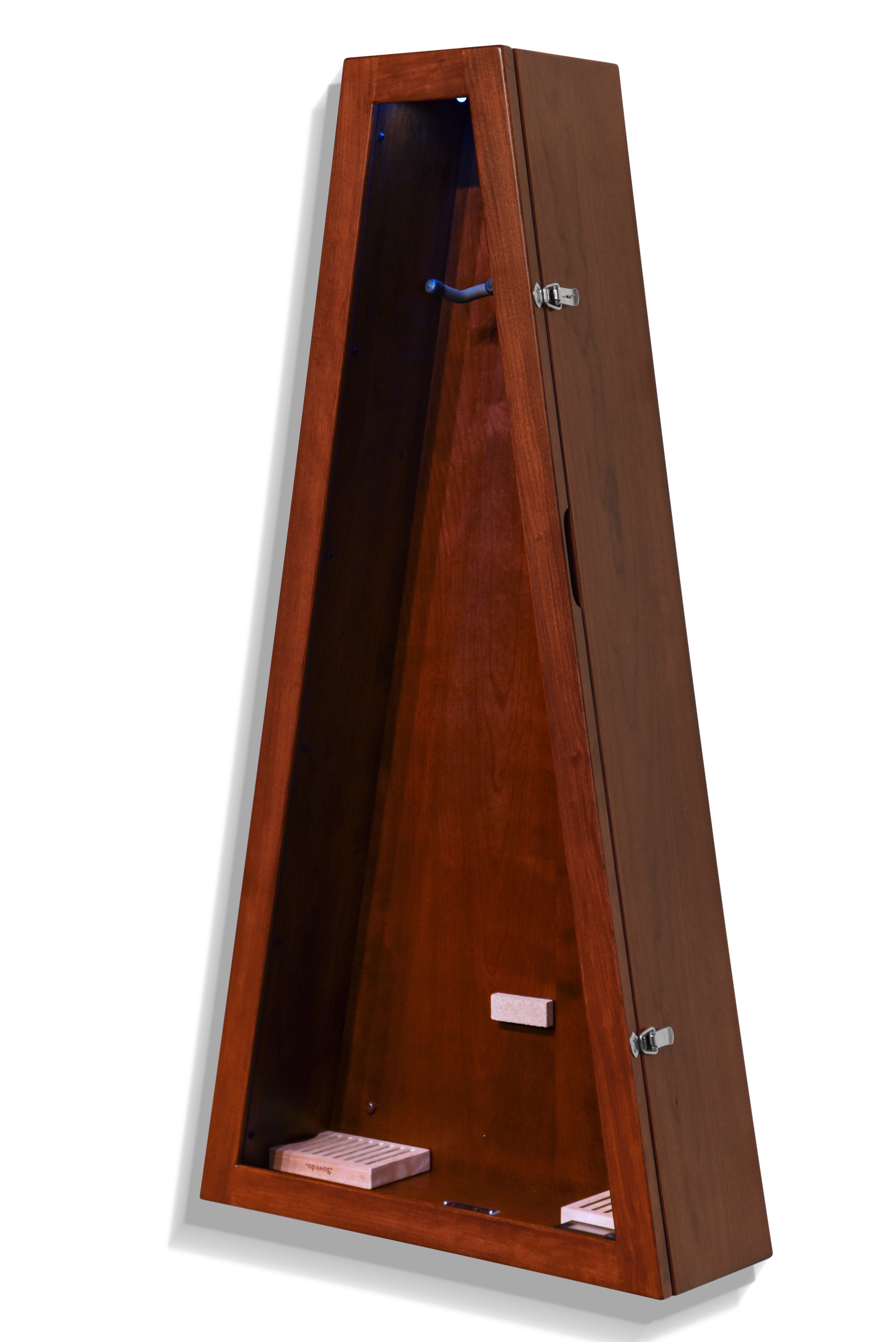 ClimaCase Triangle Humidor - Cherry with Acres Stain