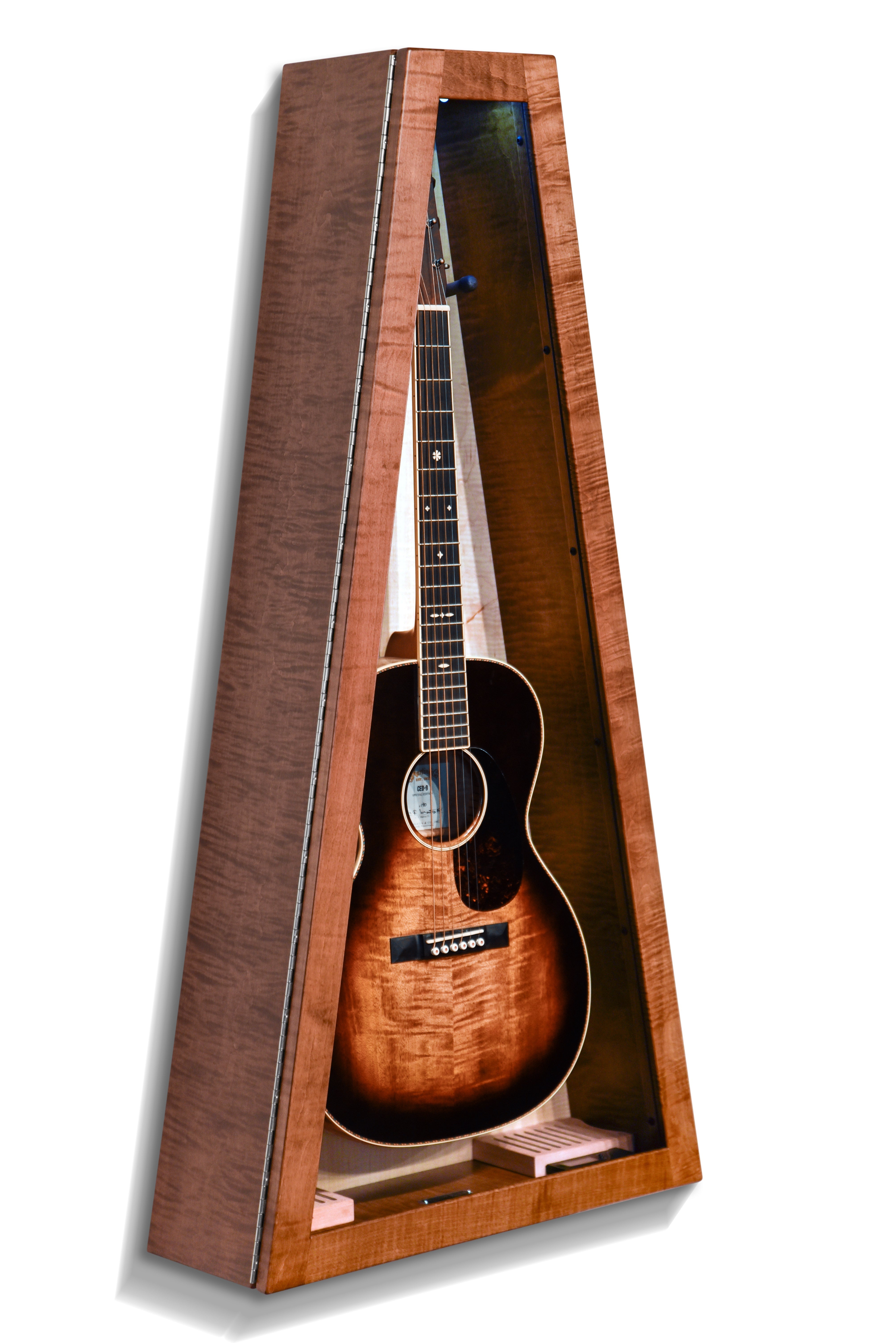 ClimaCase Triangle Humidor - Flamed Maple with Boston Stain and Natural Flamed Maple Back