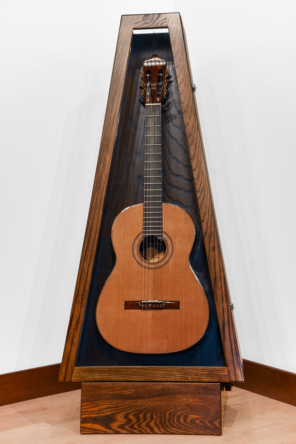 ClimaStand Triangle Humidor with Base - Northern White Ash with Rich Tobacco Stain