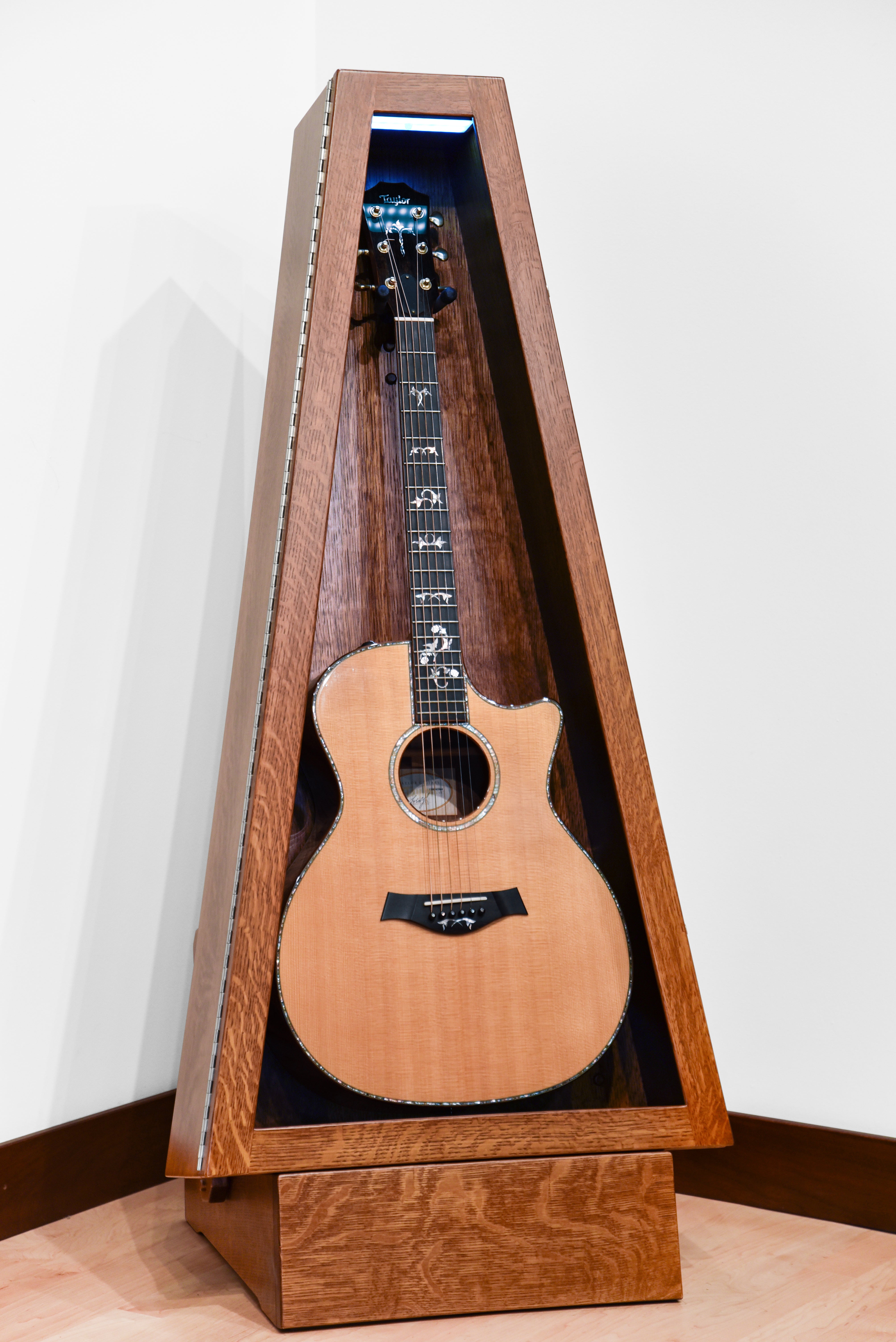 ClimaStand Triangle Humidor with Base - Quartersawn White Oak with Boston Stain