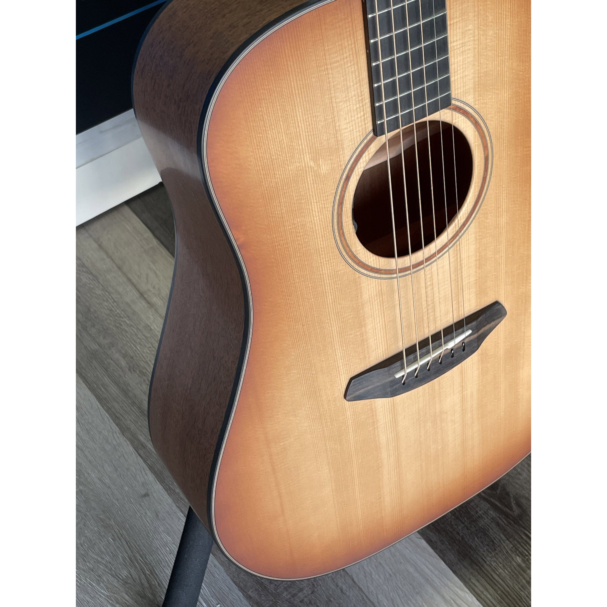 NAMM 2026 Show Piece Breedlove Roots Dreadnought SMe Edgeburst at El Cajon Guitars & Music, ecgmusic.com left side body