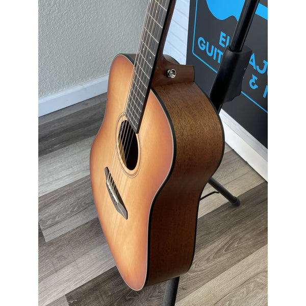 NAMM 2026 Show Piece Breedlove Roots Dreadnought SMe Edgeburst at El Cajon Guitars & Music, ecgmusic.com body side upper