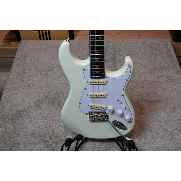 Tagima T635 Classic Strat-Style Electric Guitar – Olympic White
