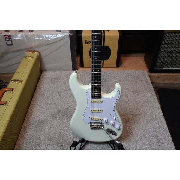 Tagima T635 Classic Strat-Style Electric Guitar – Olympic White