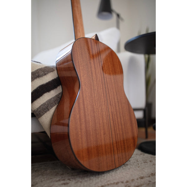 Córdoba C5 CD Classical Guitar – Solid Cedar Top