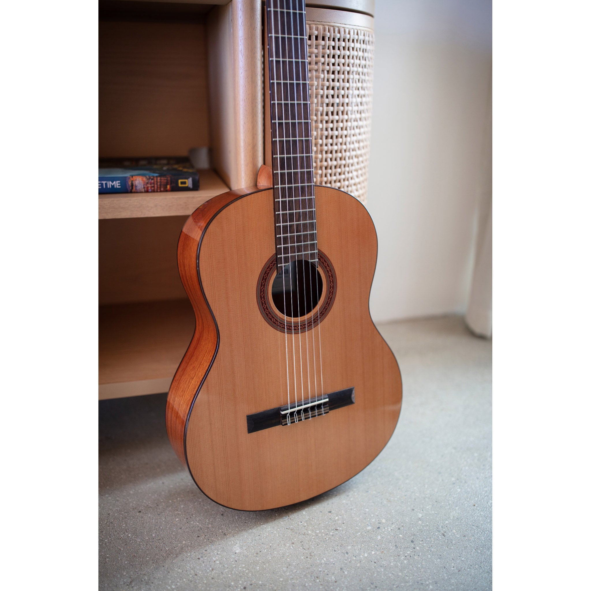 Córdoba C5 CD Classical Guitar – Solid Cedar Top