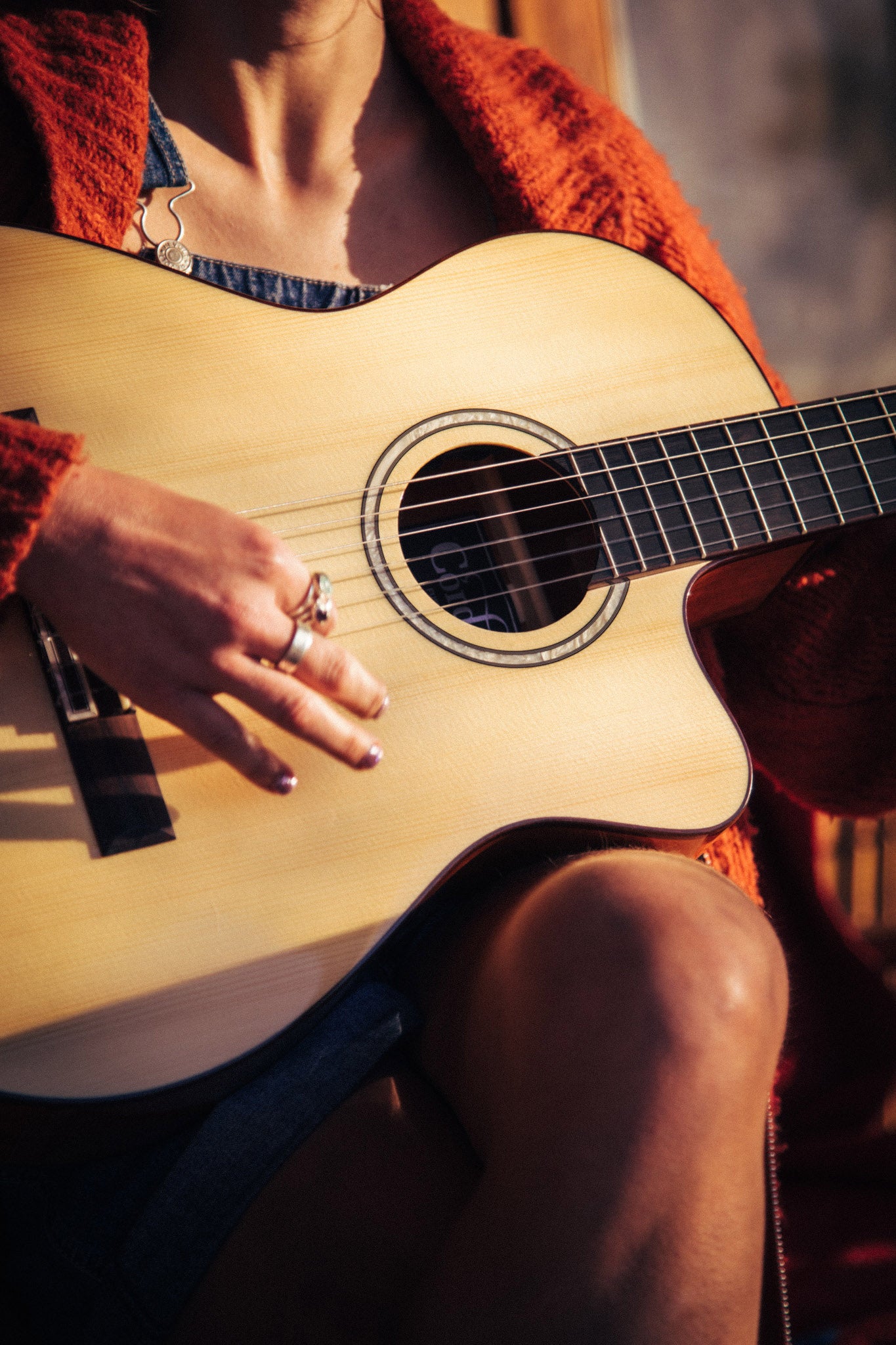 Córdoba Fusion 5 Nylon String Crossover Classical Guitar