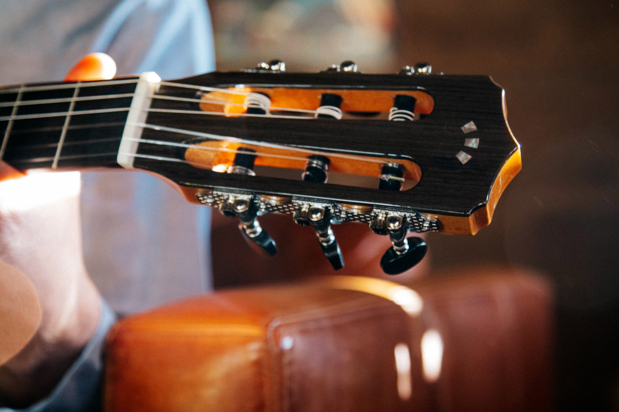 Córdoba Fusion 5 Nylon String Crossover Classical Guitar
