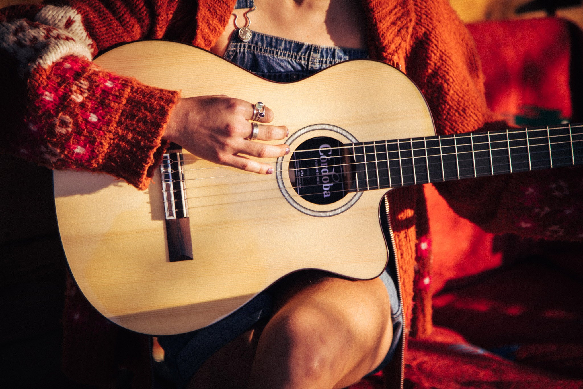 Córdoba Fusion 5 Nylon String Crossover Classical Guitar