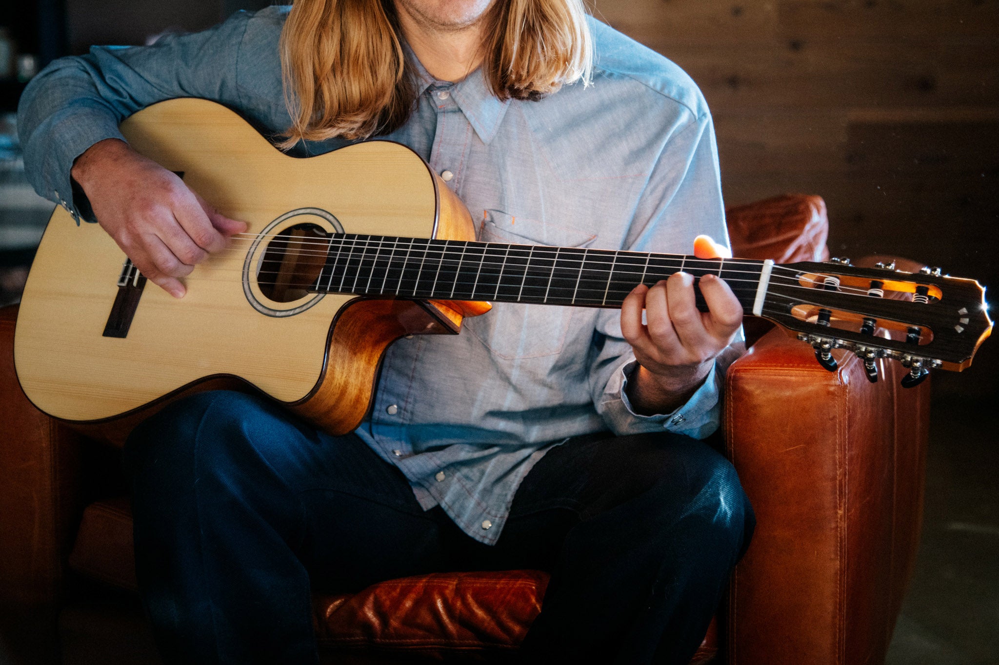 Córdoba Fusion 5 Nylon String Crossover Classical Guitar
