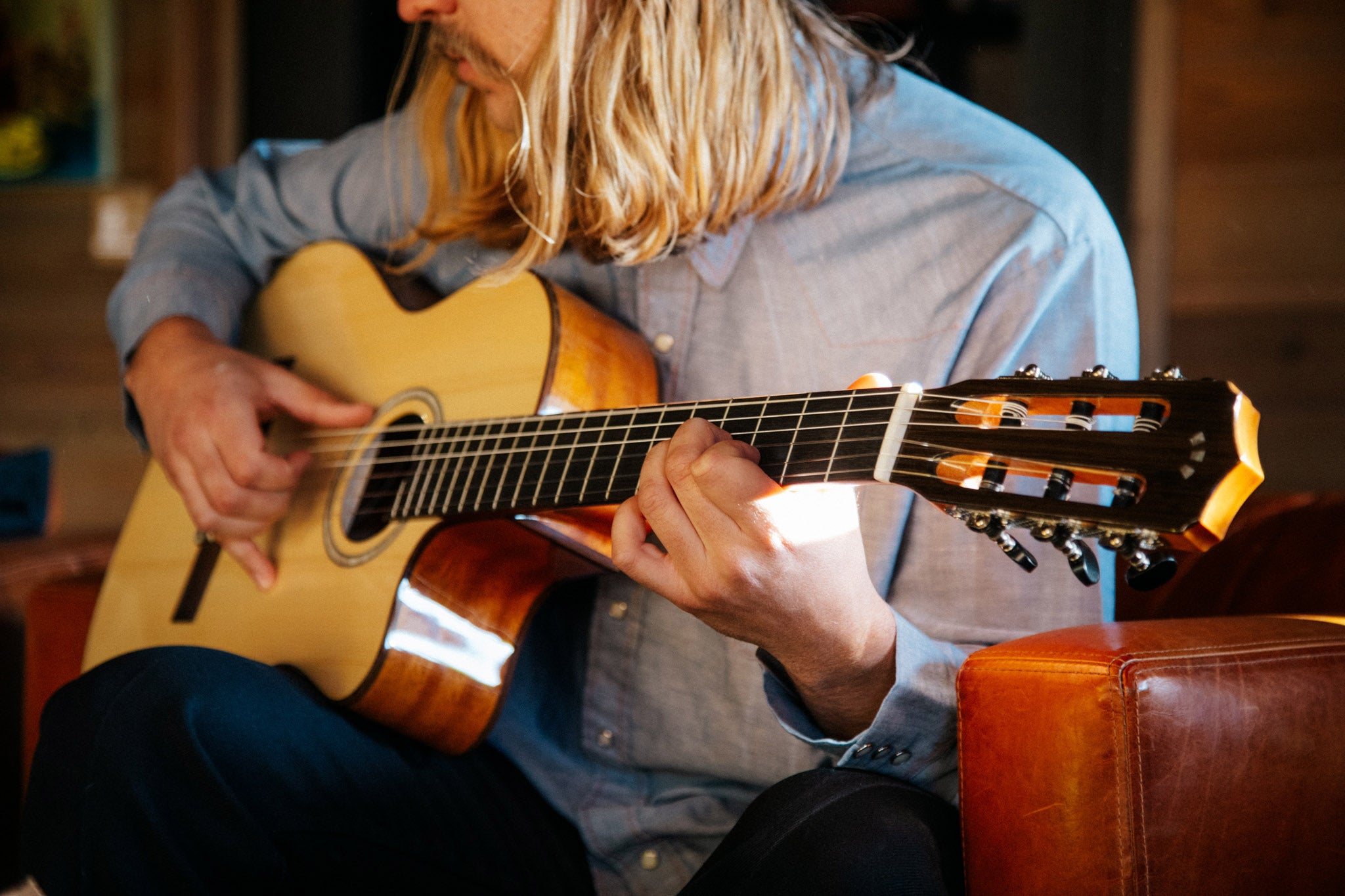 Córdoba Fusion 5 Nylon String Crossover Classical Guitar