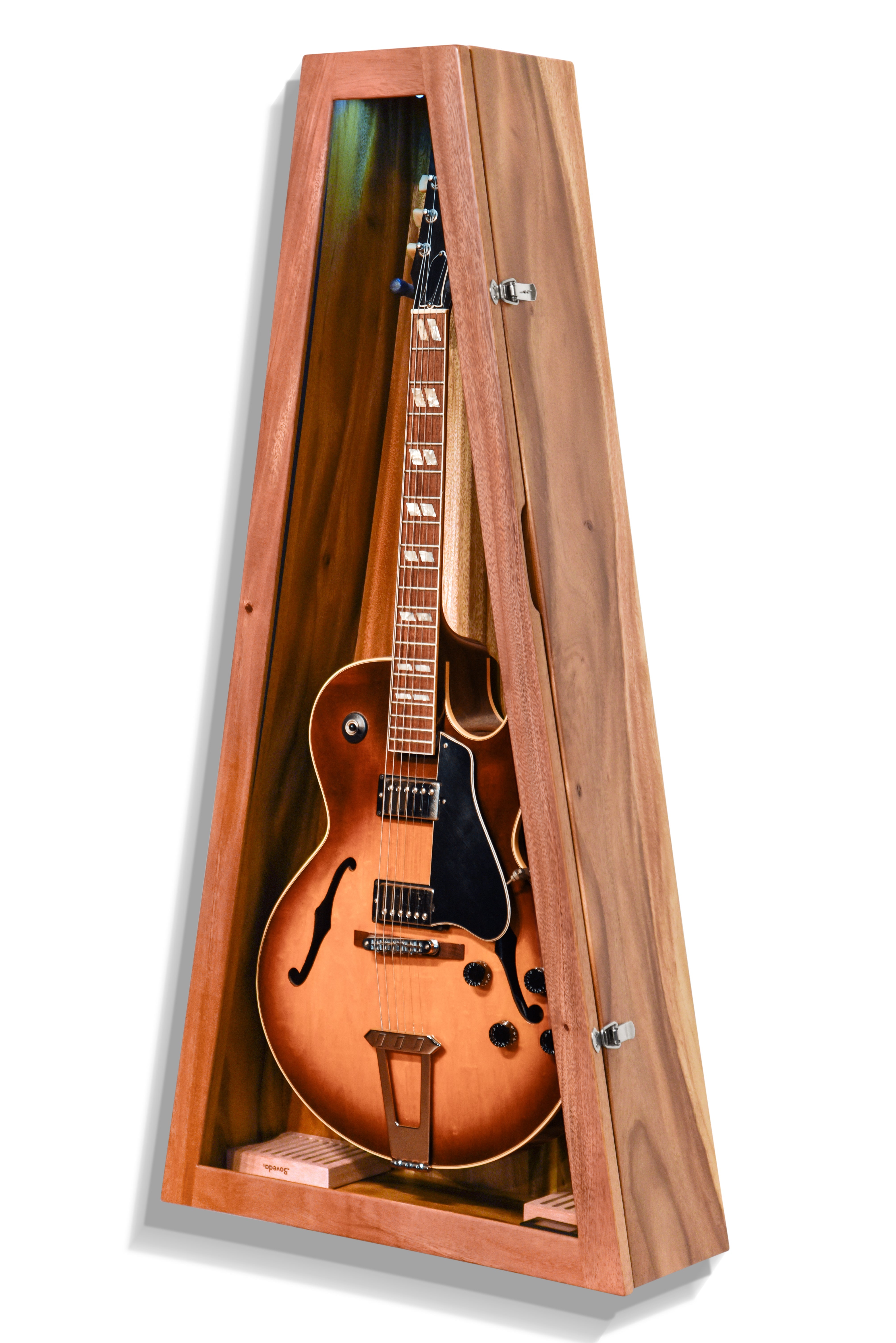 ClimaCase Triangle Humidor - Monkeypod