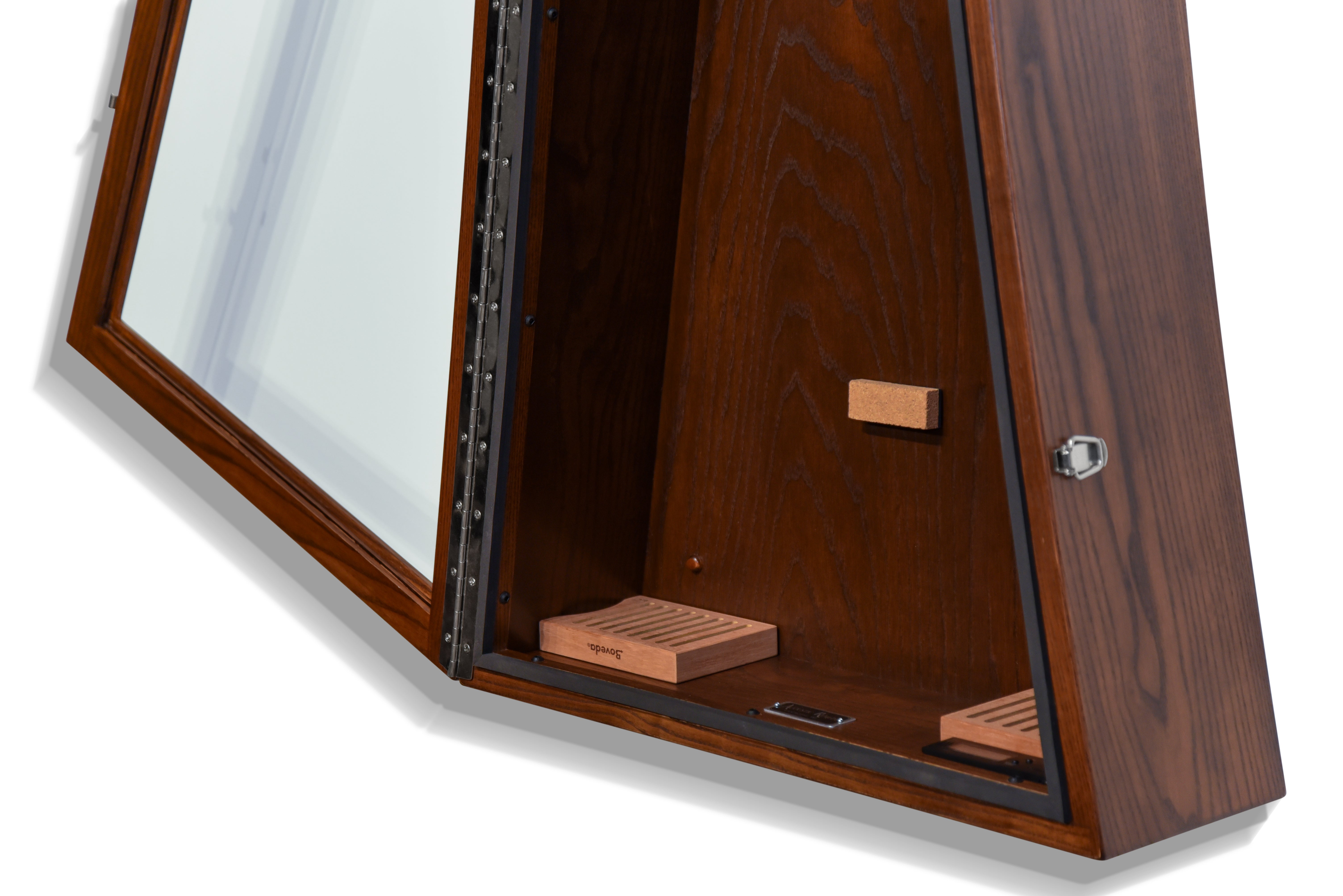 ClimaCase Triangle Humidor - Northern White Ash with Coffee Stain