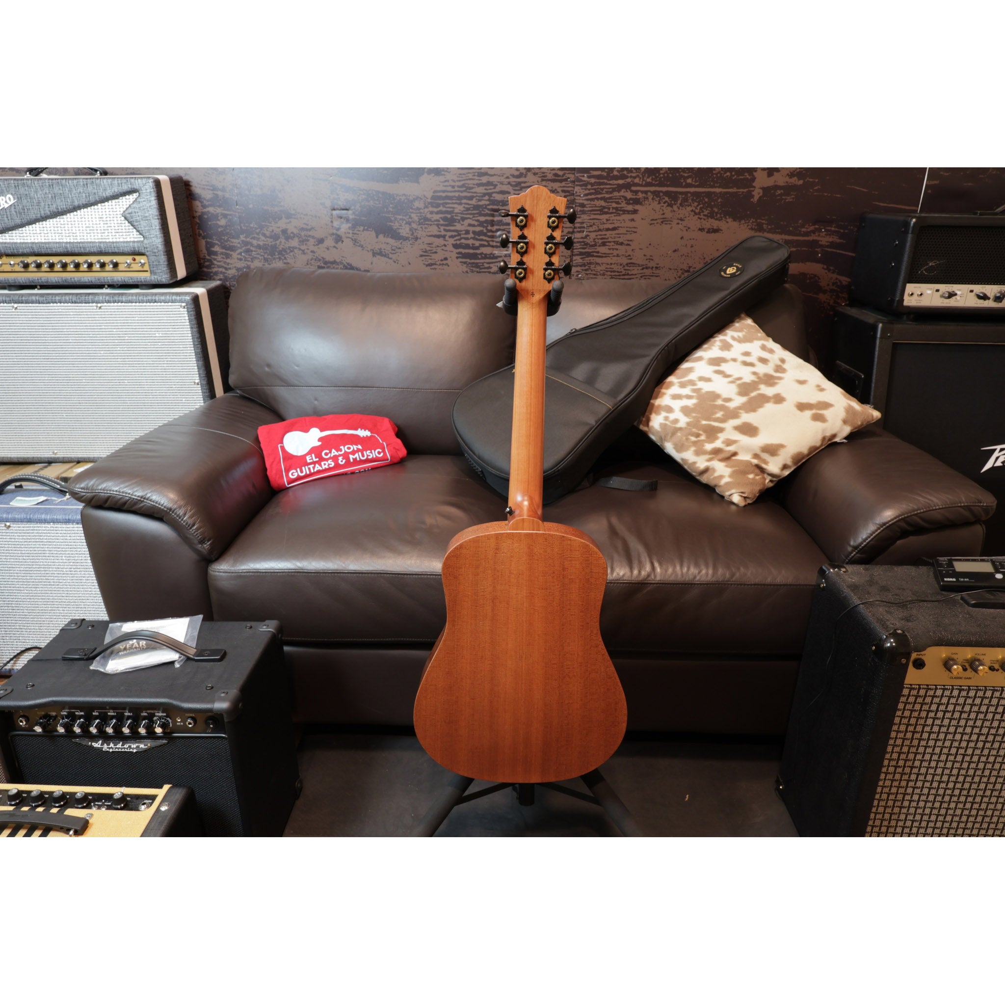 Guild Travel Spruce Mini Dreadnought Acoustic Guitar – Sitka Spruce Top w/ Gig Bag