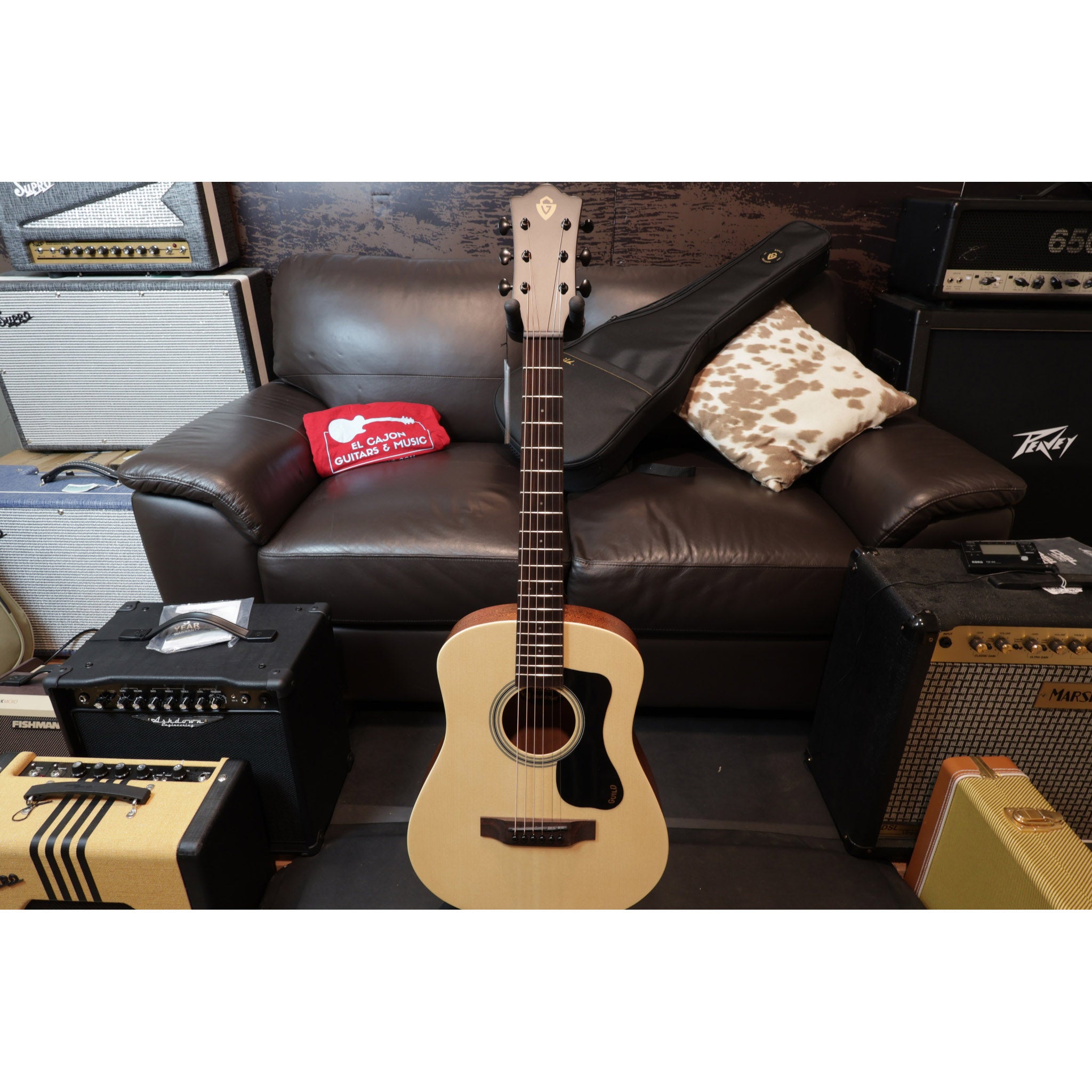 Guild Travel Spruce Mini Dreadnought Acoustic Guitar – Sitka Spruce Top w/ Gig Bag
