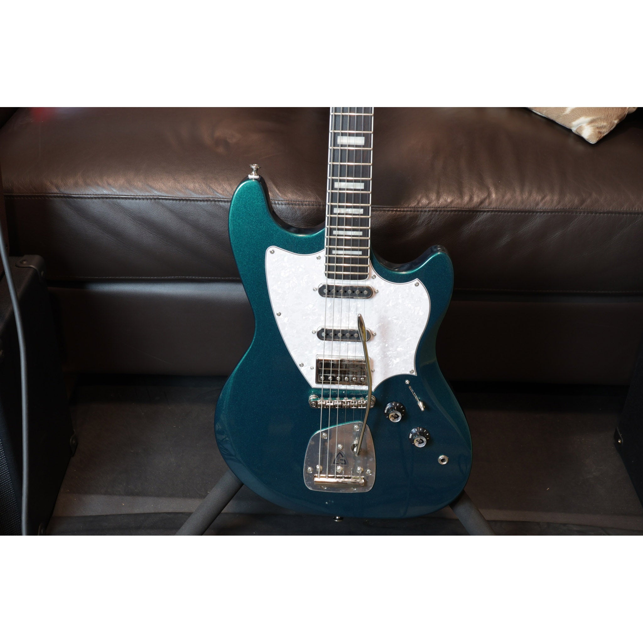 Guild Surfliner Deluxe – Evergreen Metallic