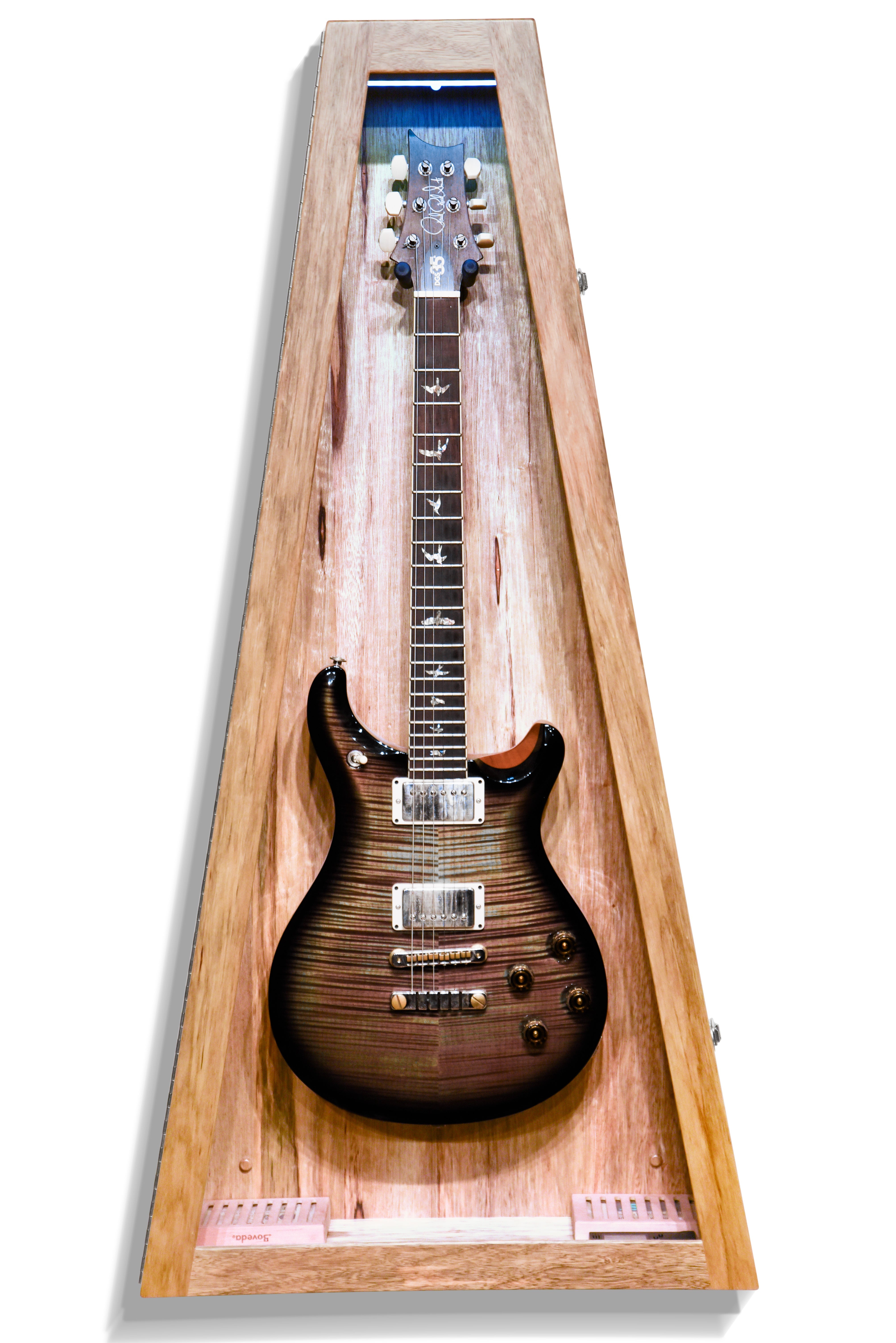 ClimaCase Triangle Humidor - Black Limba