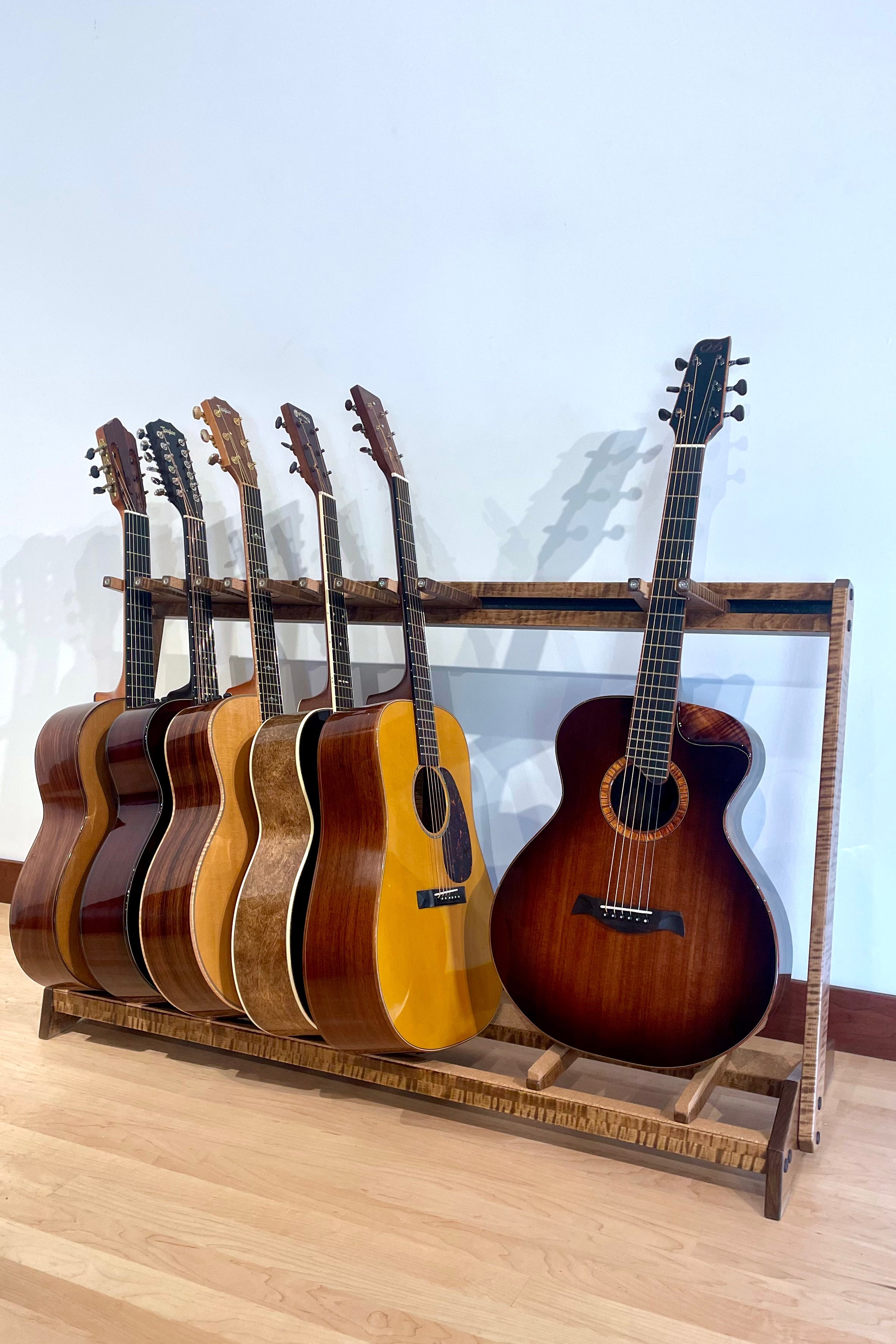 Traditional StringRack - Flamed Maple - Provincial