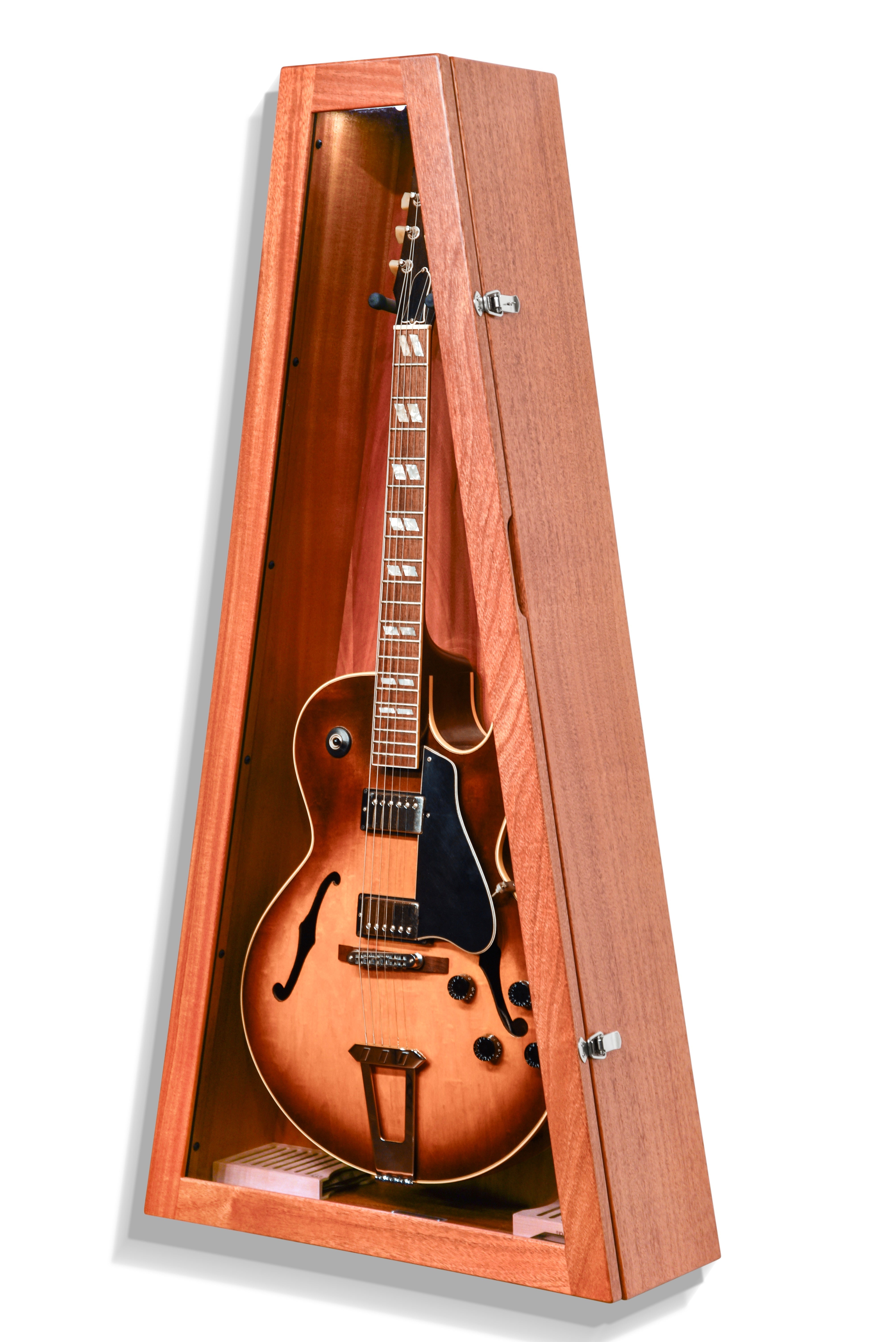 ClimaCase Triangle Humidor - African Mahogany (Quarter Sawn)