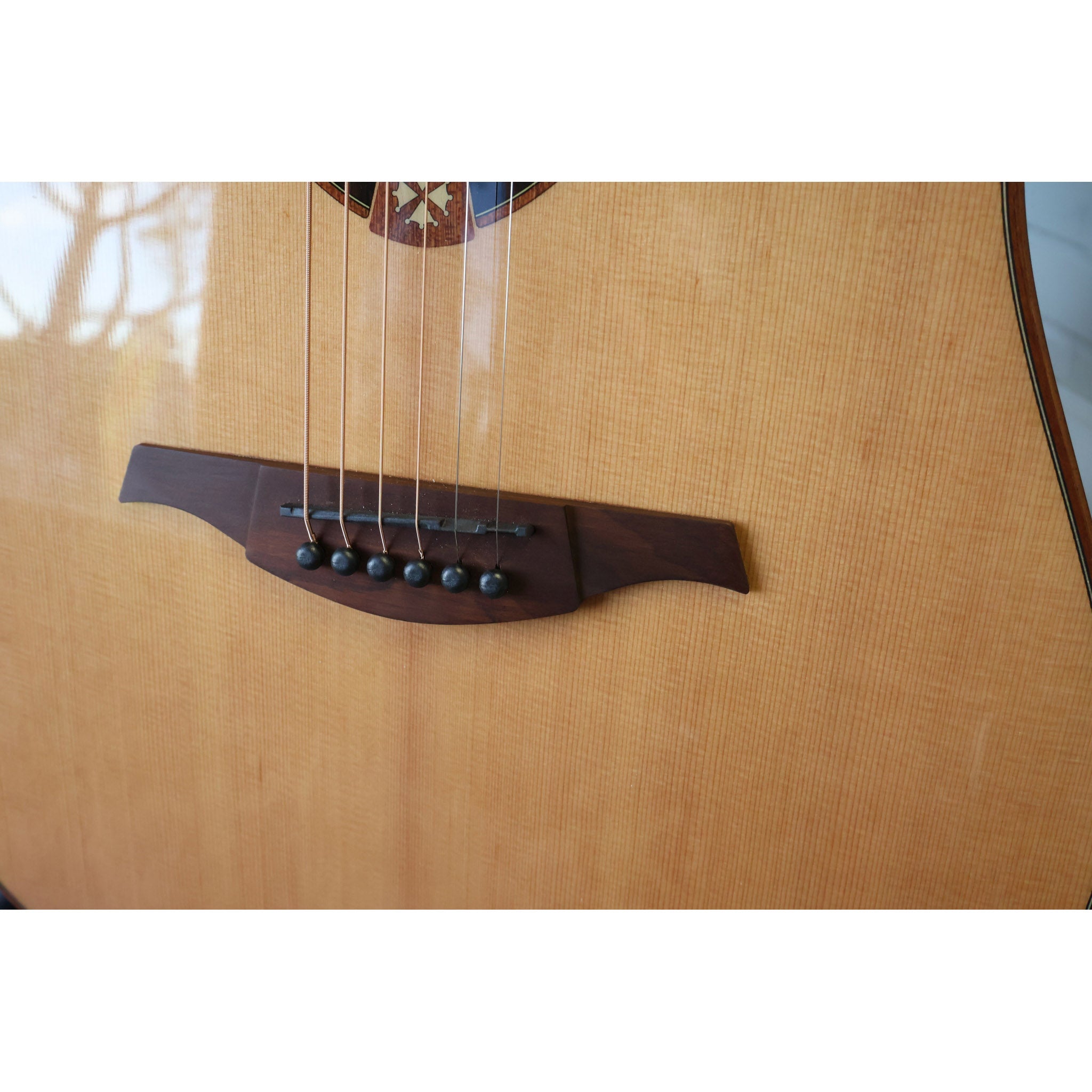 LAG T118DCE Dreadnought Cutaway Acoustic-Electric Guitar